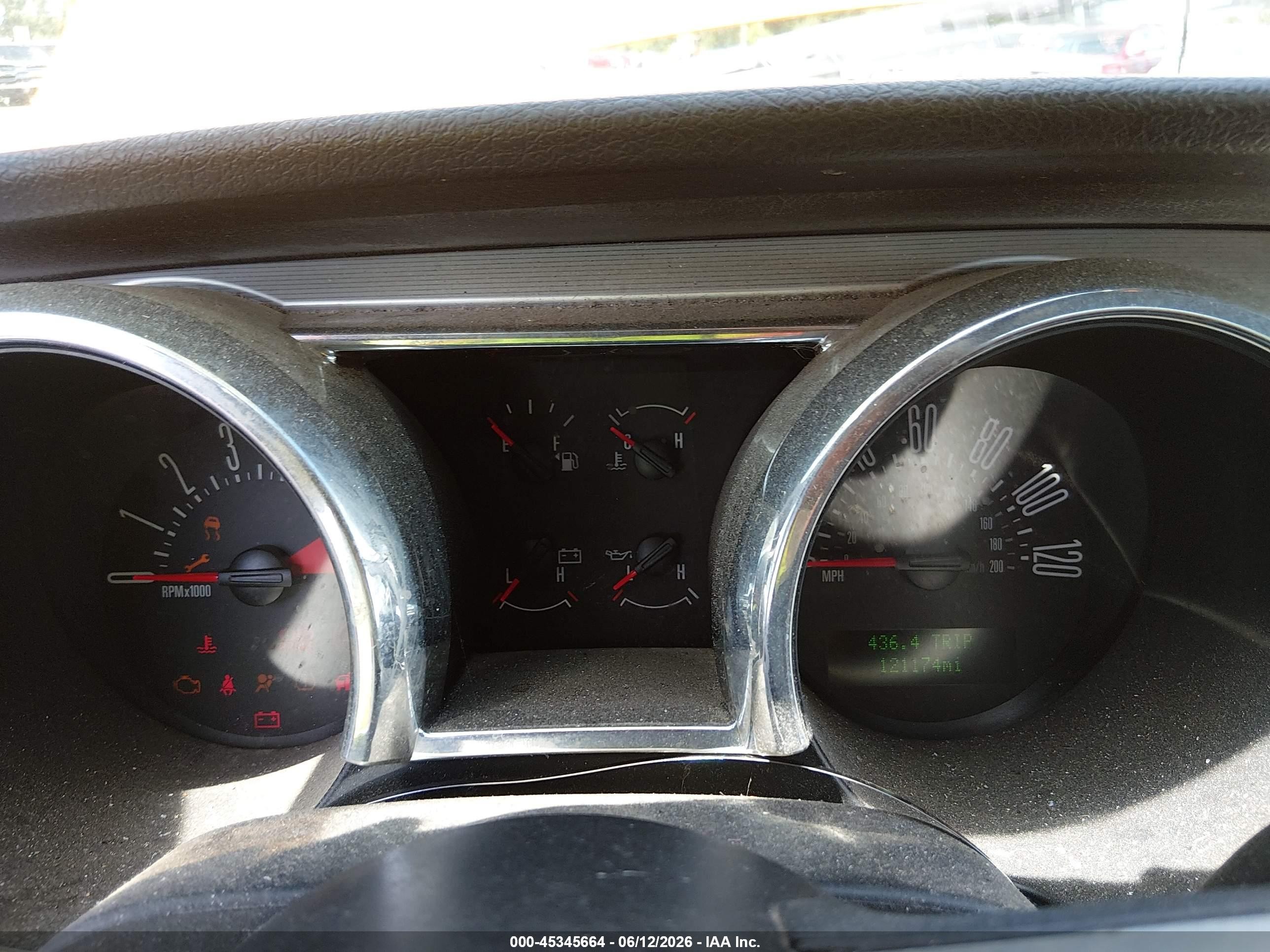 2008 Ford Mustang V6 Deluxe/v6 Premium Orange vin: 1ZVHT80N485166408