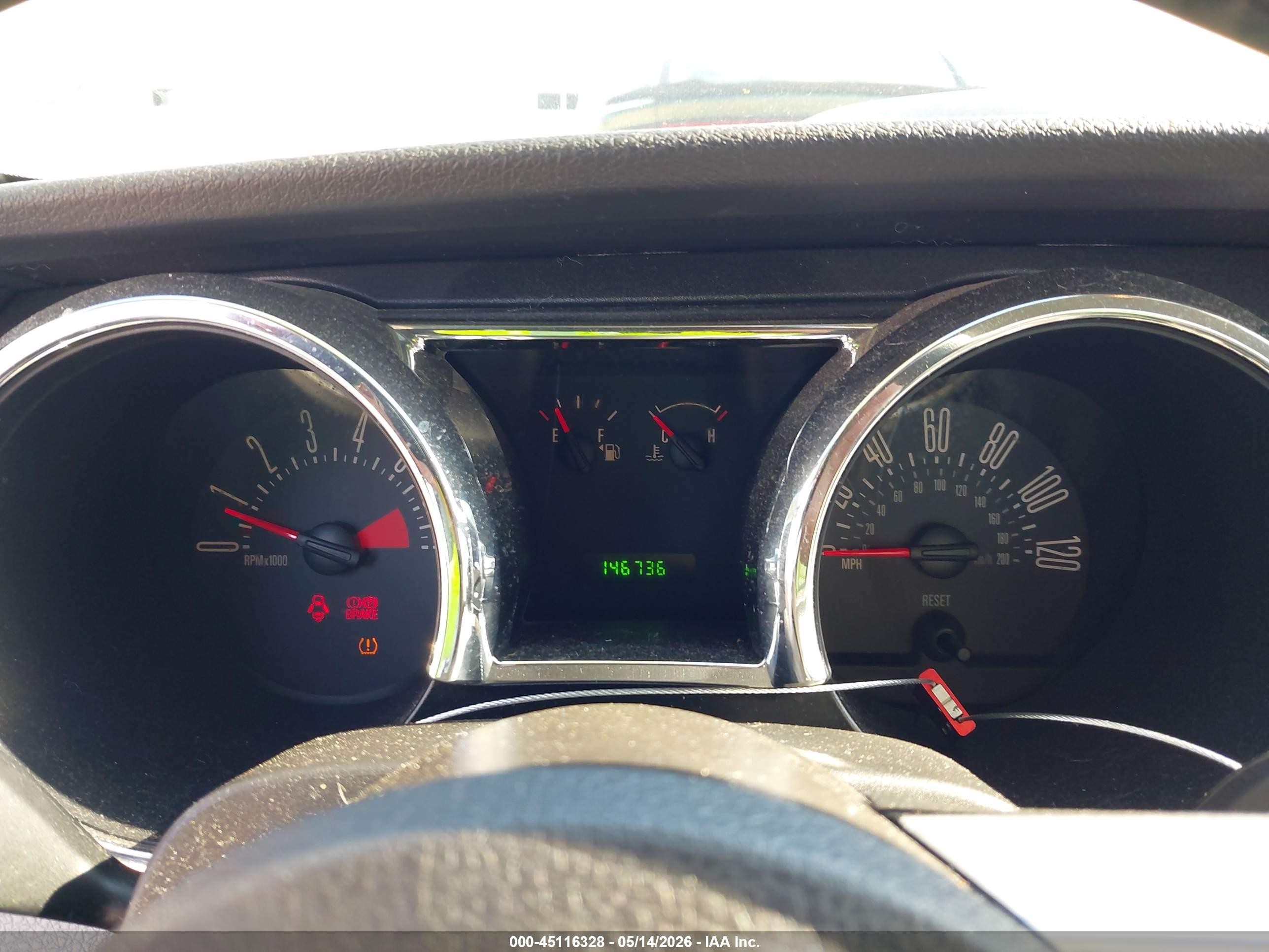 2009 Ford Mustang V6/v6 Premium Черный vin: 1ZVHT80N495115184