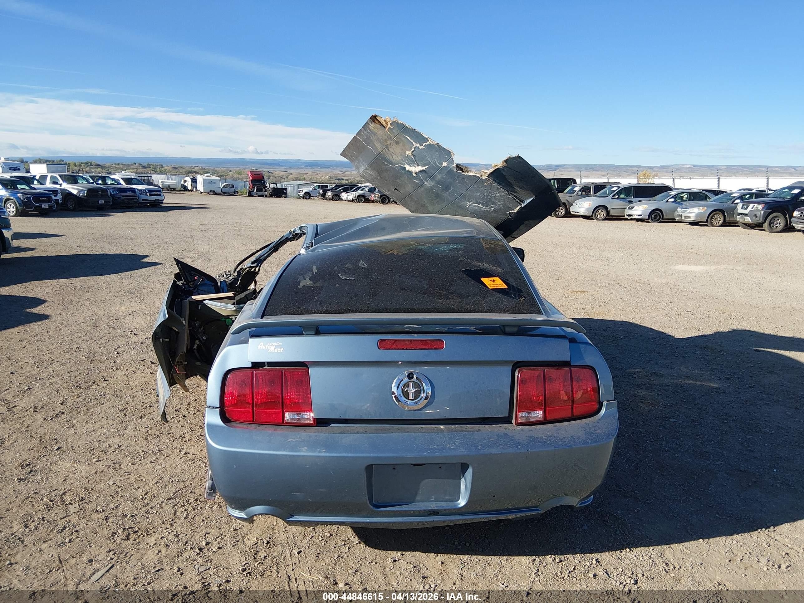 2006 Ford Mustang V6 Blue vin: 1ZVHT80N565177138