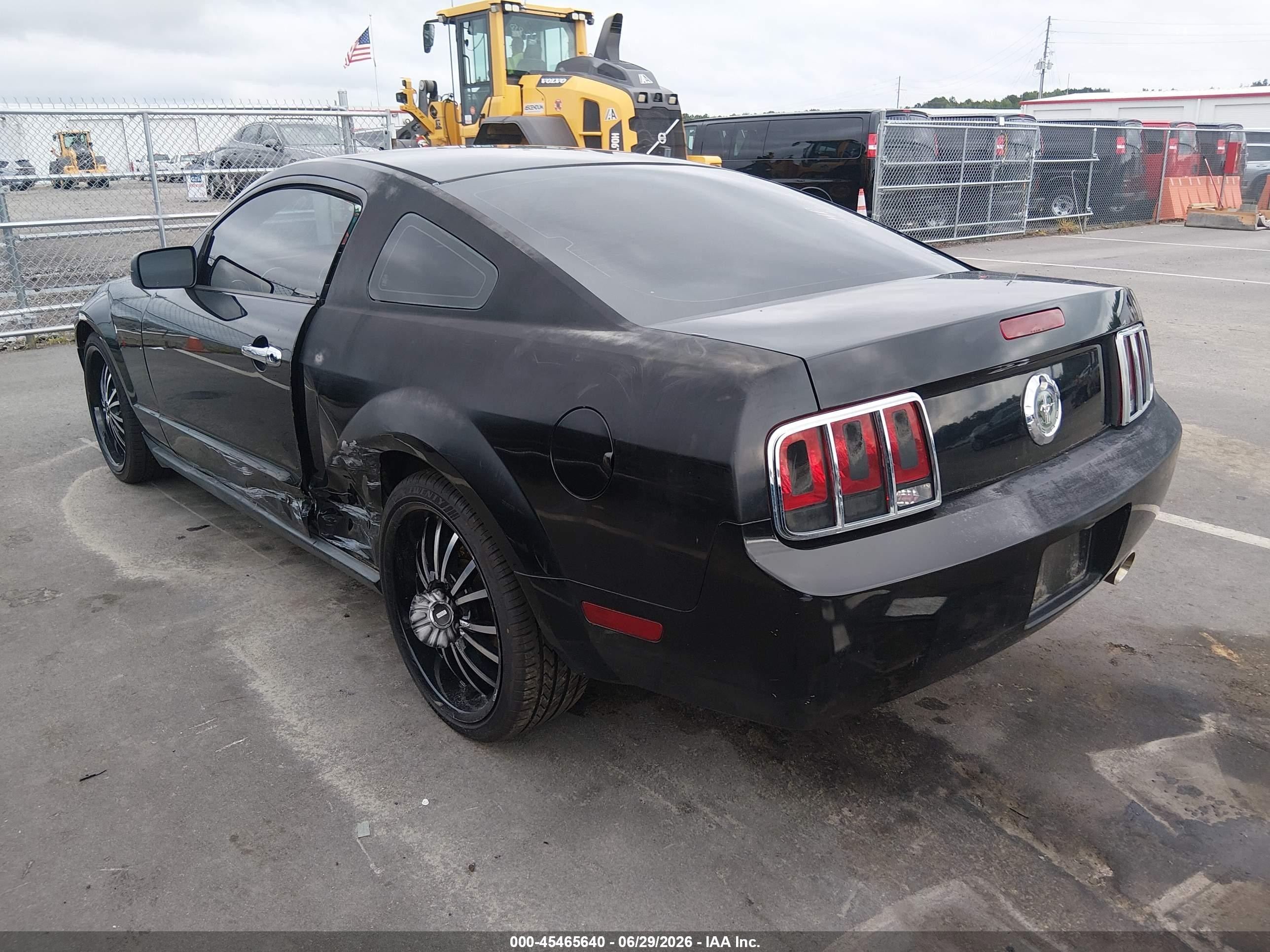 2007 Ford Mustang V6 Deluxe/v6 Premium Black vin: 1ZVHT80N575356460