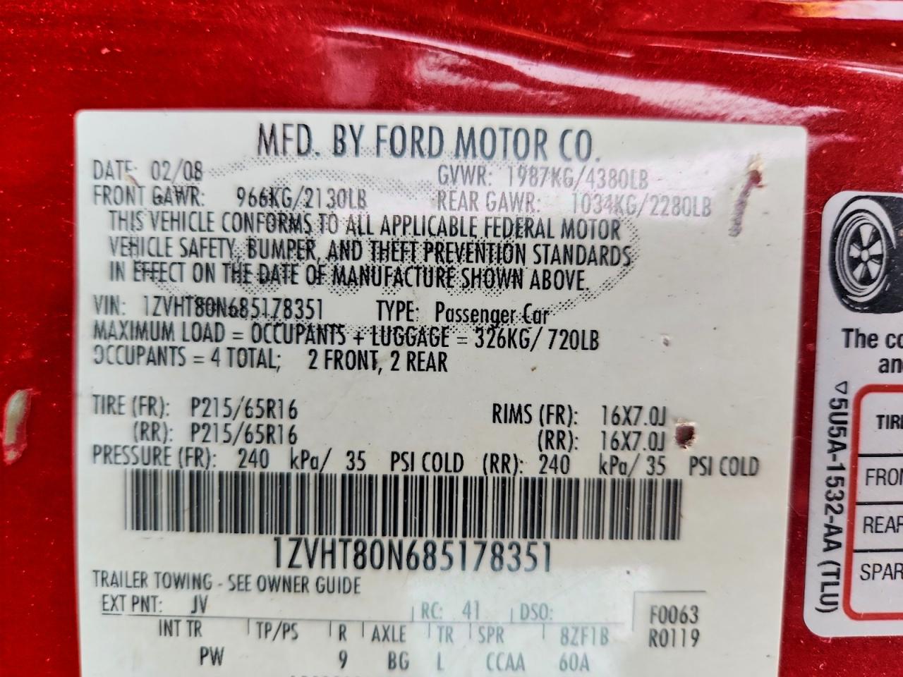 2008 Ford Mustang Red vin: 1ZVHT80N685178351