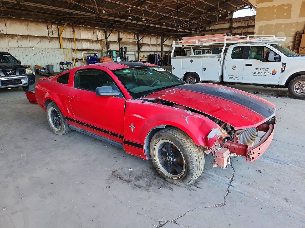 2007 Ford Mustang Red vin: 1ZVHT80N775224316