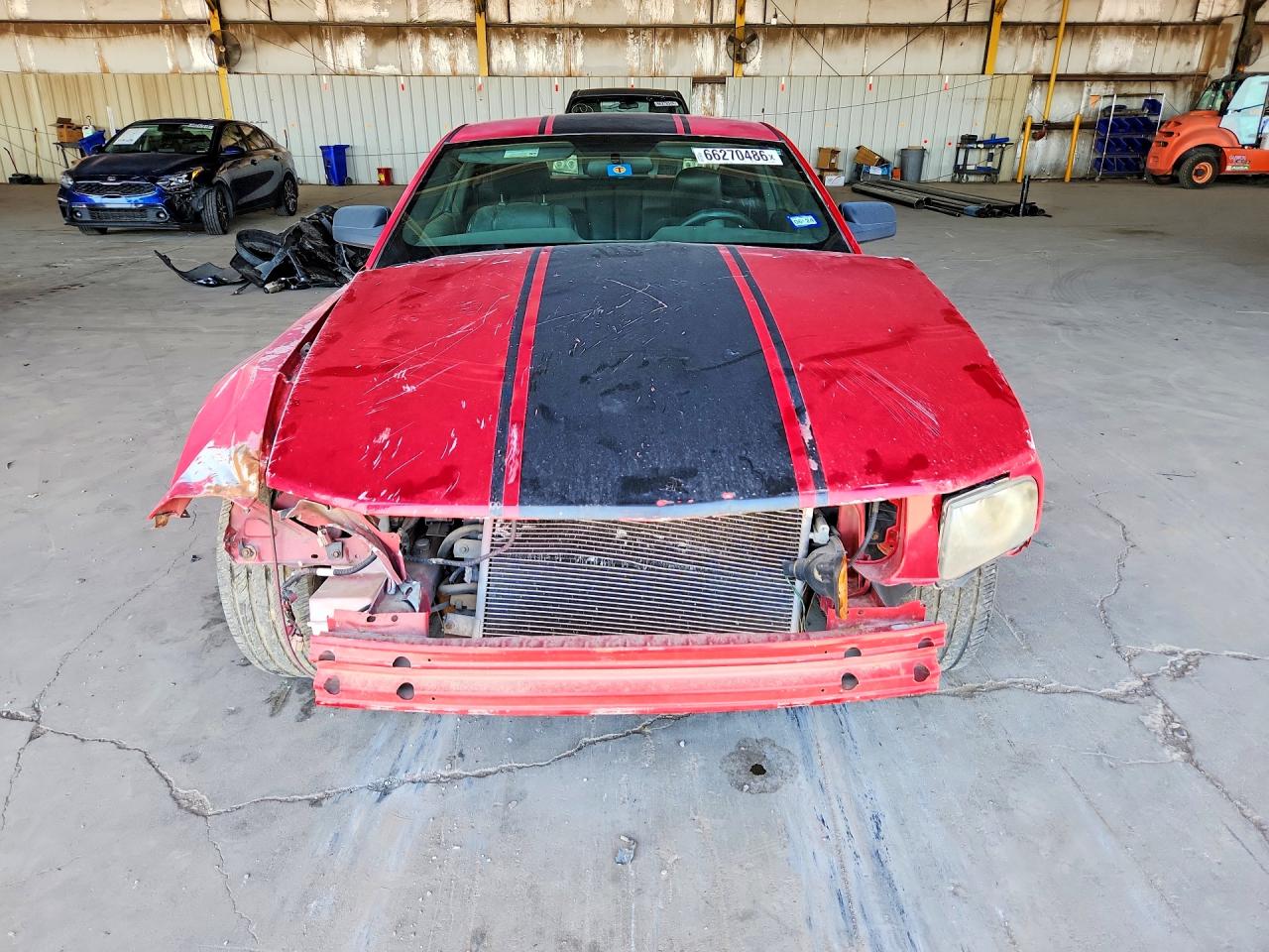 2007 Ford Mustang Red vin: 1ZVHT80N775224316