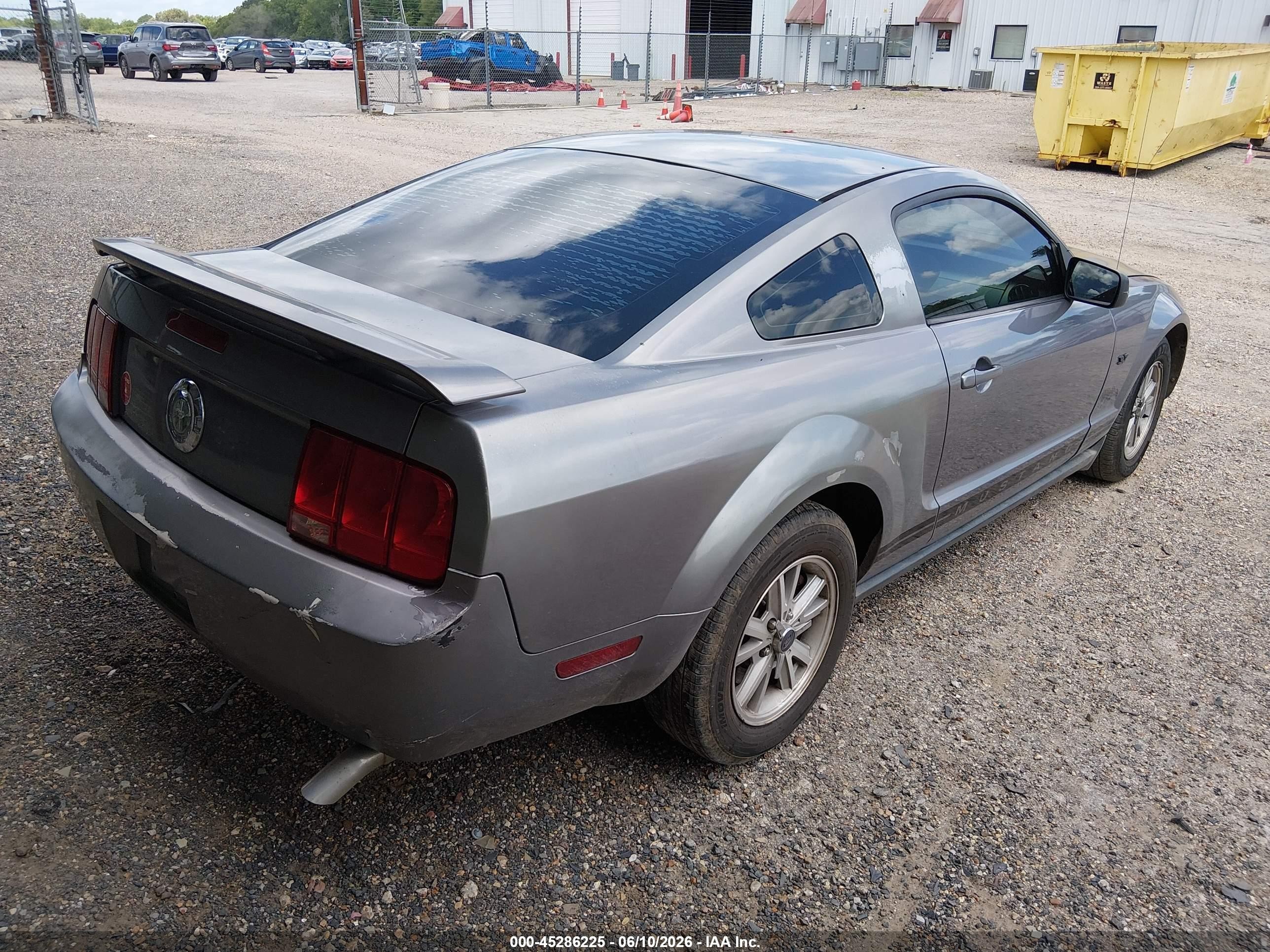 2006 Ford Mustang V6 Gray vin: 1ZVHT80N865196878