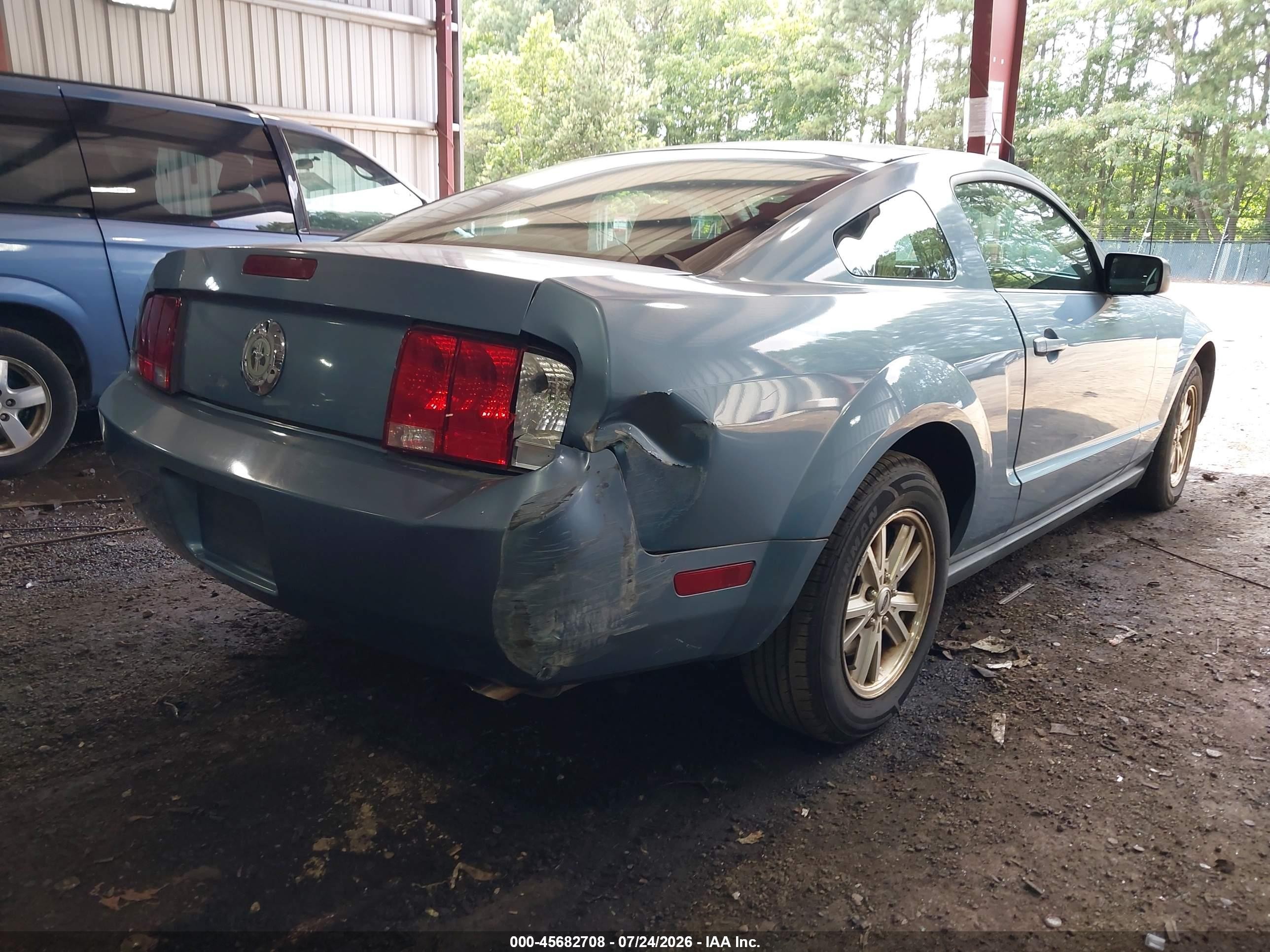 2006 Ford Mustang V6 Light Blue vin: 1ZVHT80N865260465