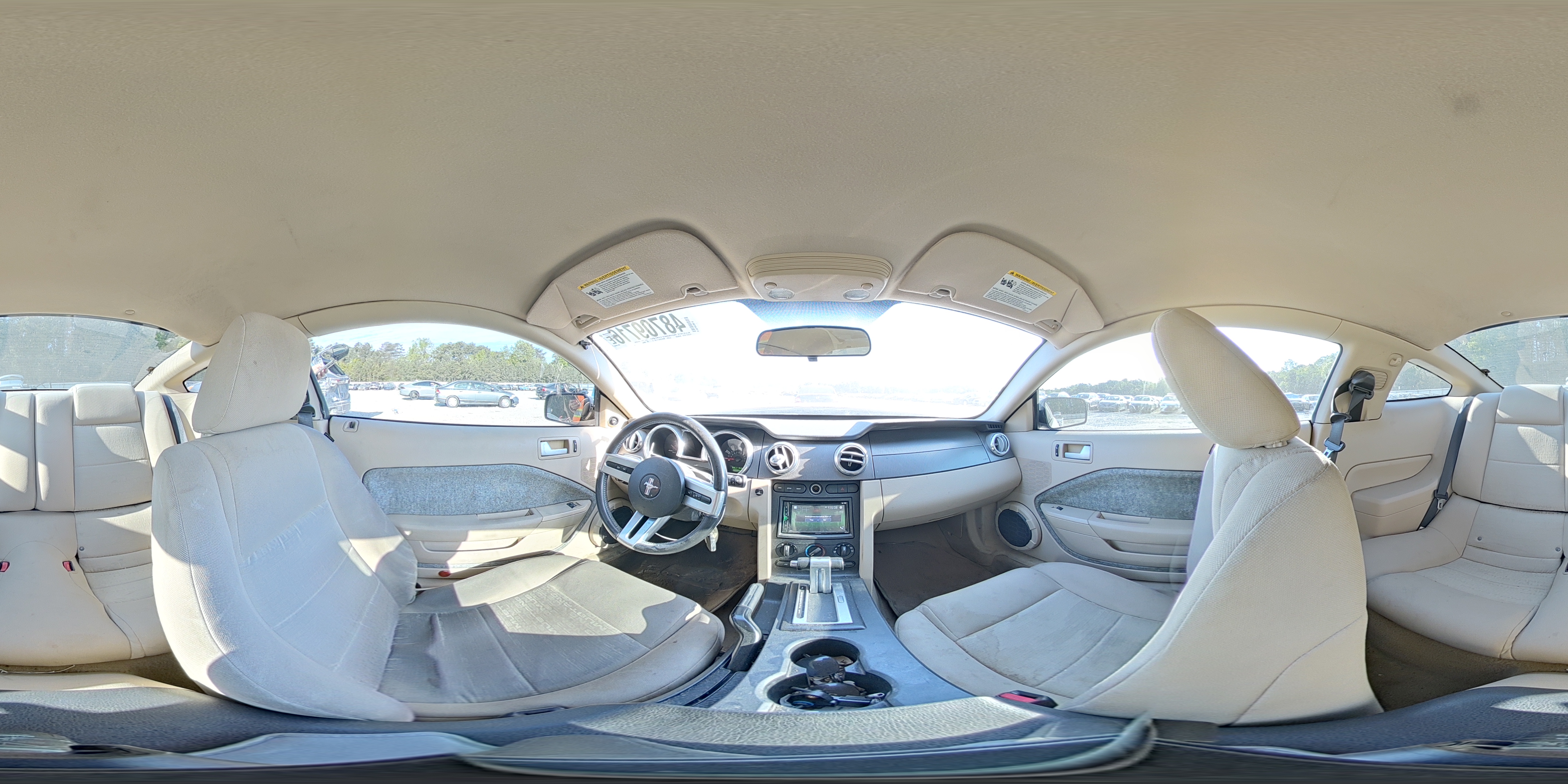2008 Ford Mustang Белый vin: 1ZVHT80N885130849