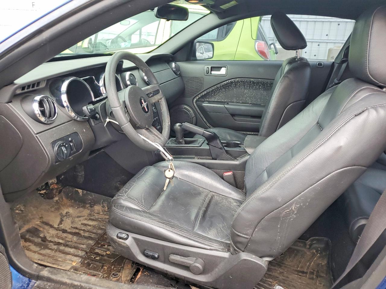 2008 Ford Mustang Синий vin: 1ZVHT80N885154939