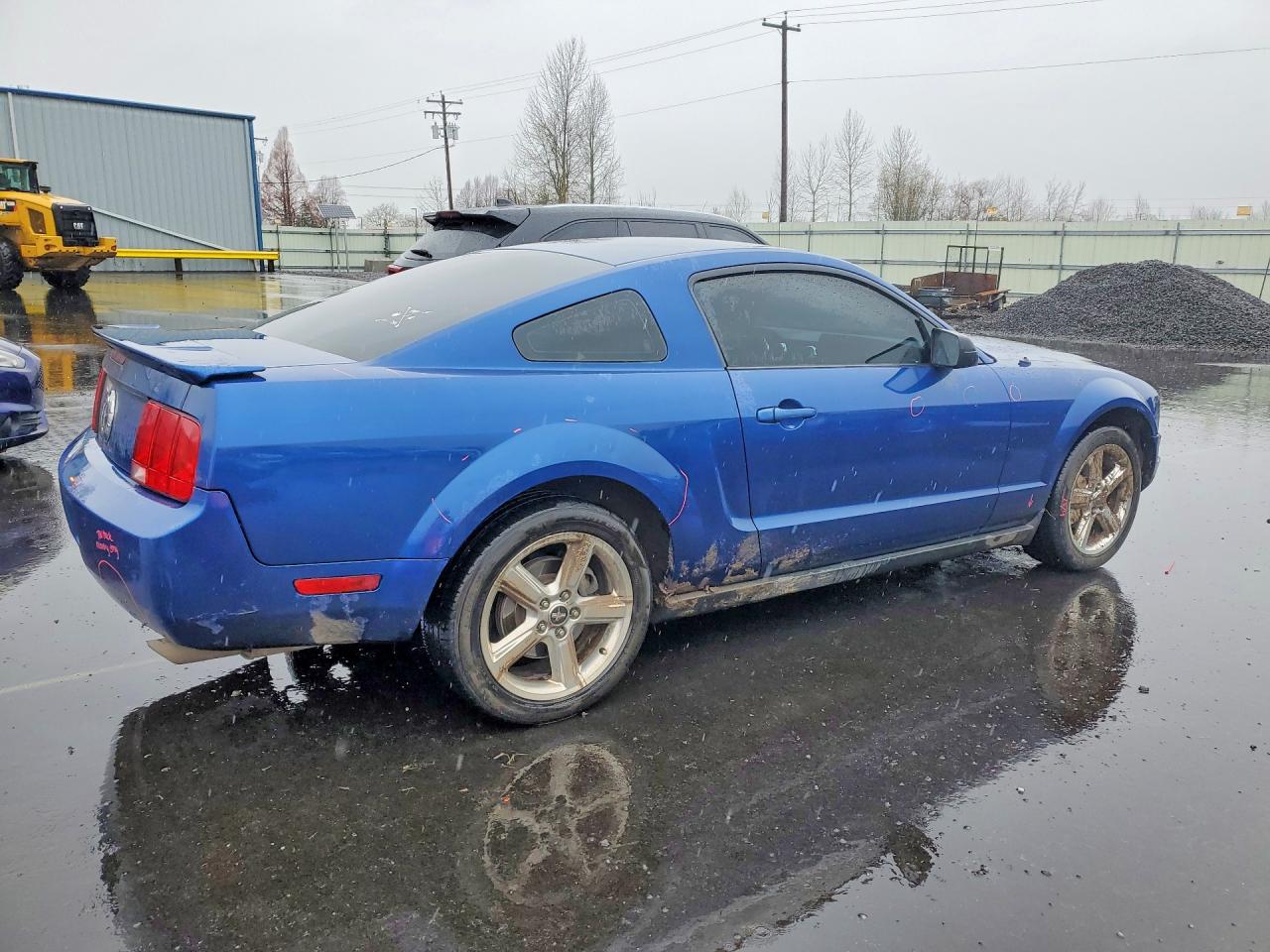 2008 Ford Mustang Синий vin: 1ZVHT80N885154939