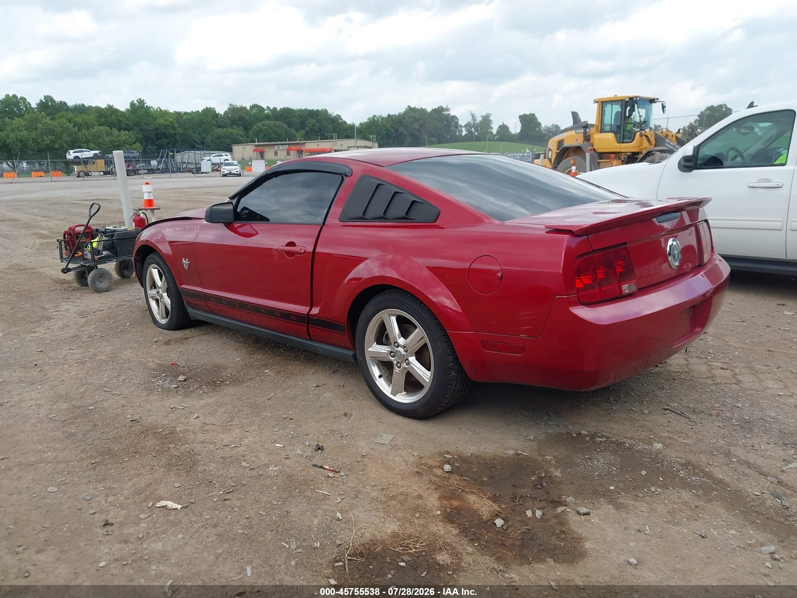 2009 Ford Mustang V6/v6 Premium Red vin: 1ZVHT80N895124289