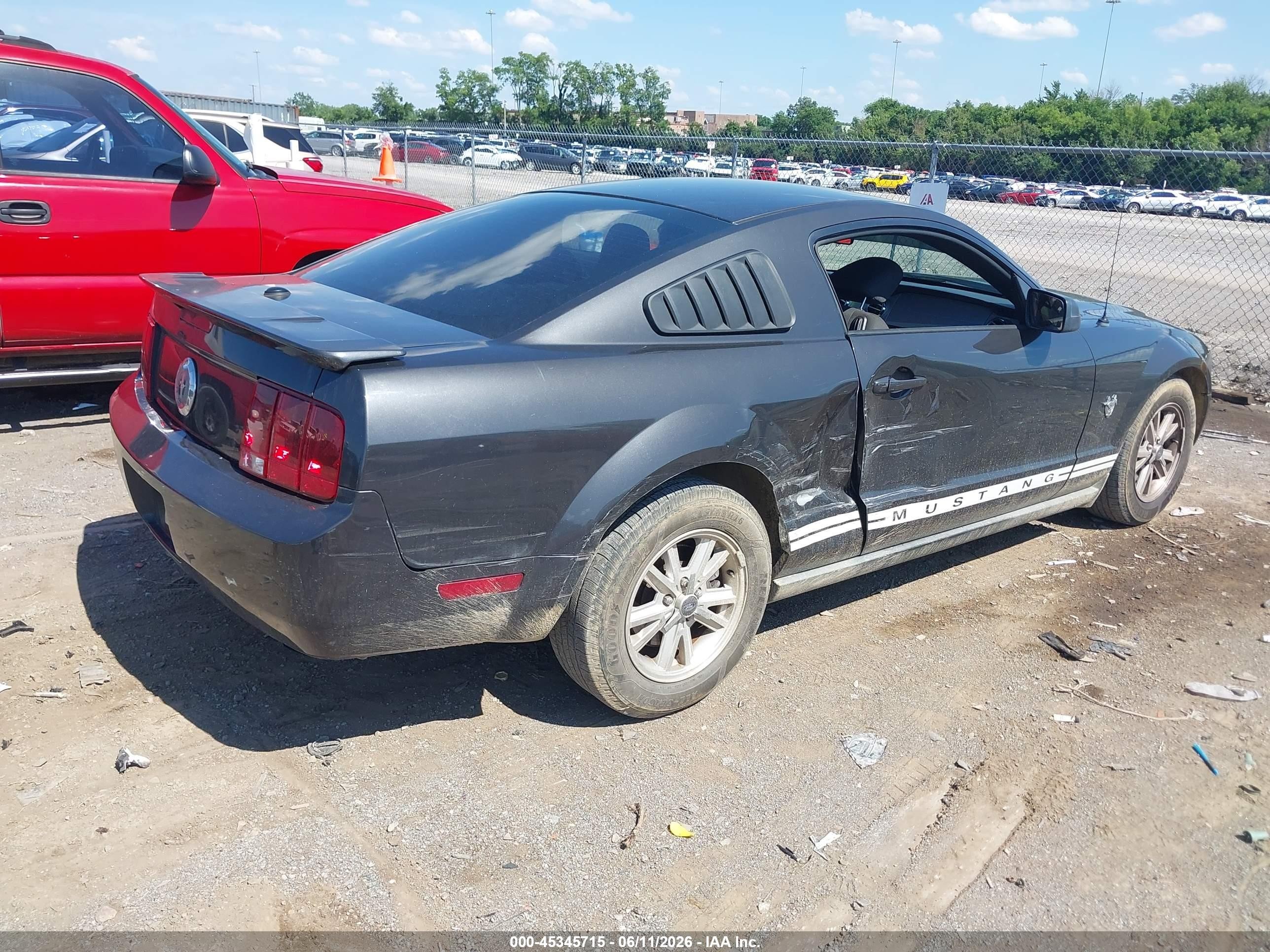 2009 Ford Mustang V6/v6 Premium Gray vin: 1ZVHT80N895141500