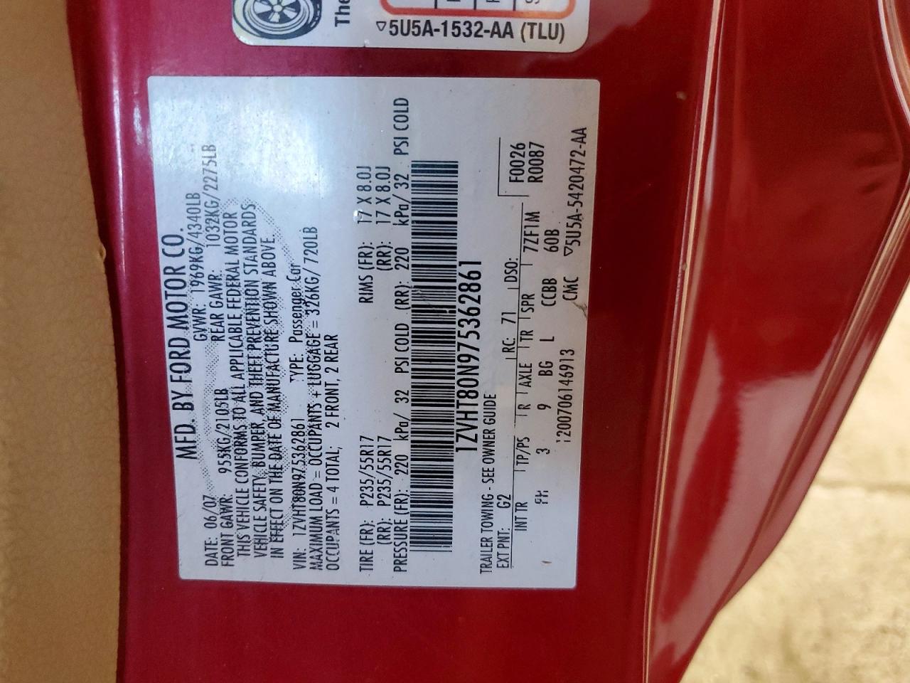 2007 Ford Mustang Red vin: 1ZVHT80N975362861