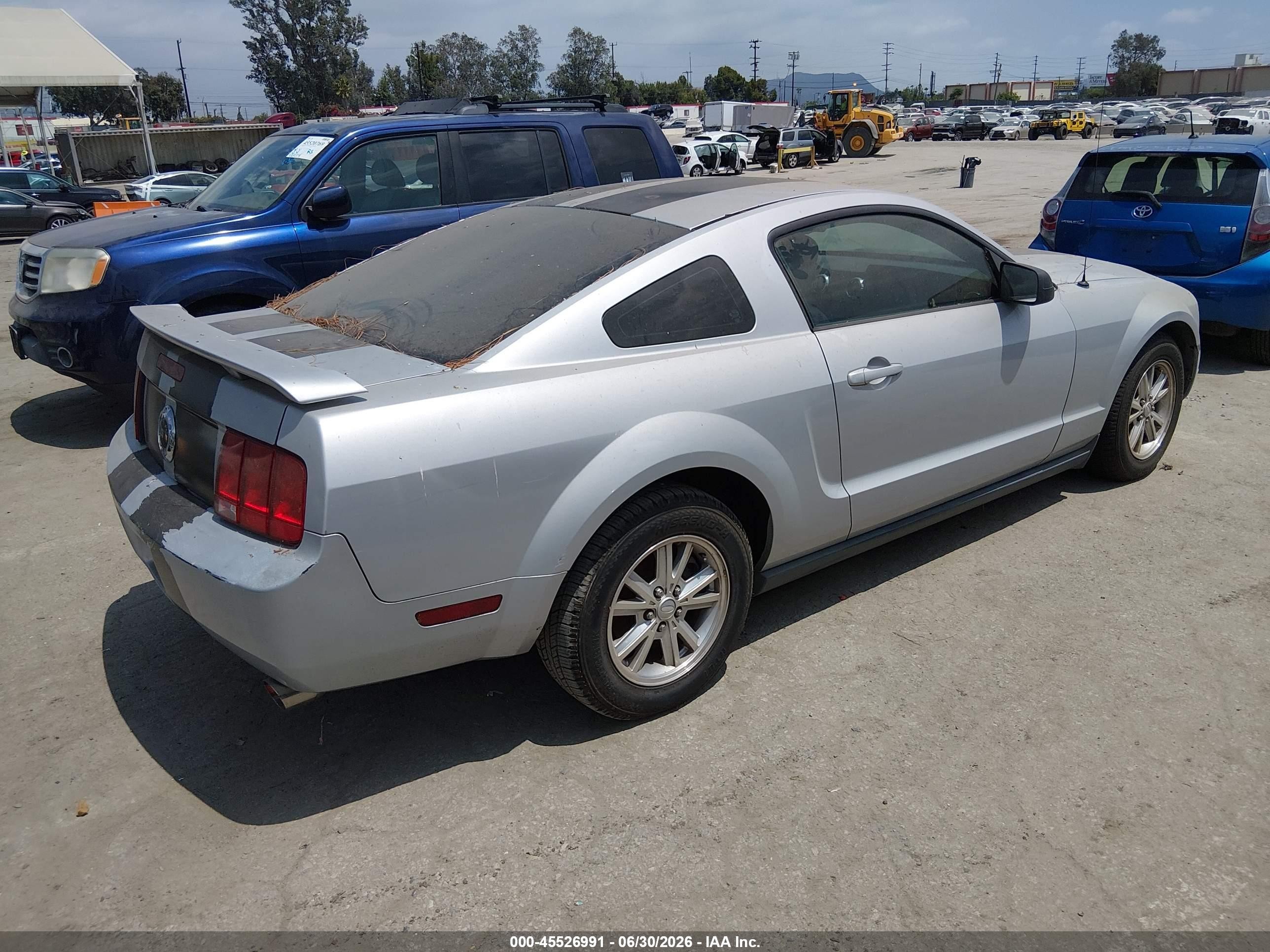 2008 Ford Mustang V6 Deluxe/v6 Premium Gray vin: 1ZVHT80N985121240