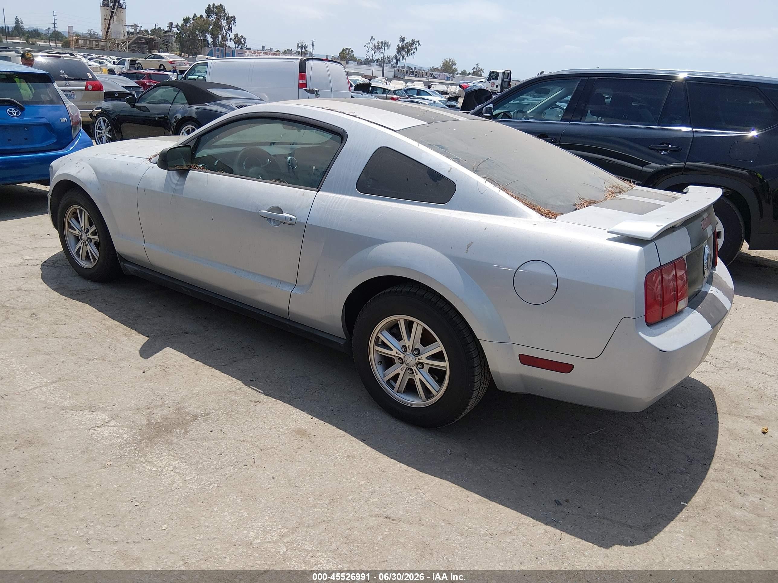 2008 Ford Mustang V6 Deluxe/v6 Premium Gray vin: 1ZVHT80N985121240