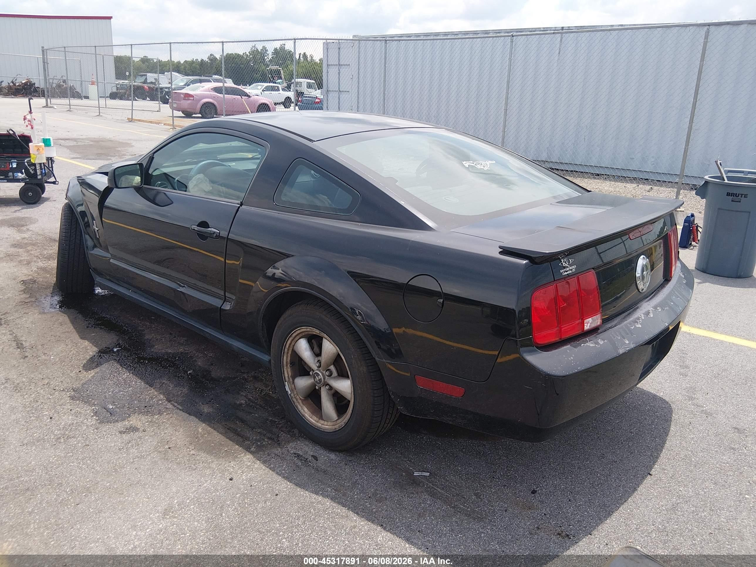2008 Ford Mustang V6 Deluxe/v6 Premium Black vin: 1ZVHT80N985132190