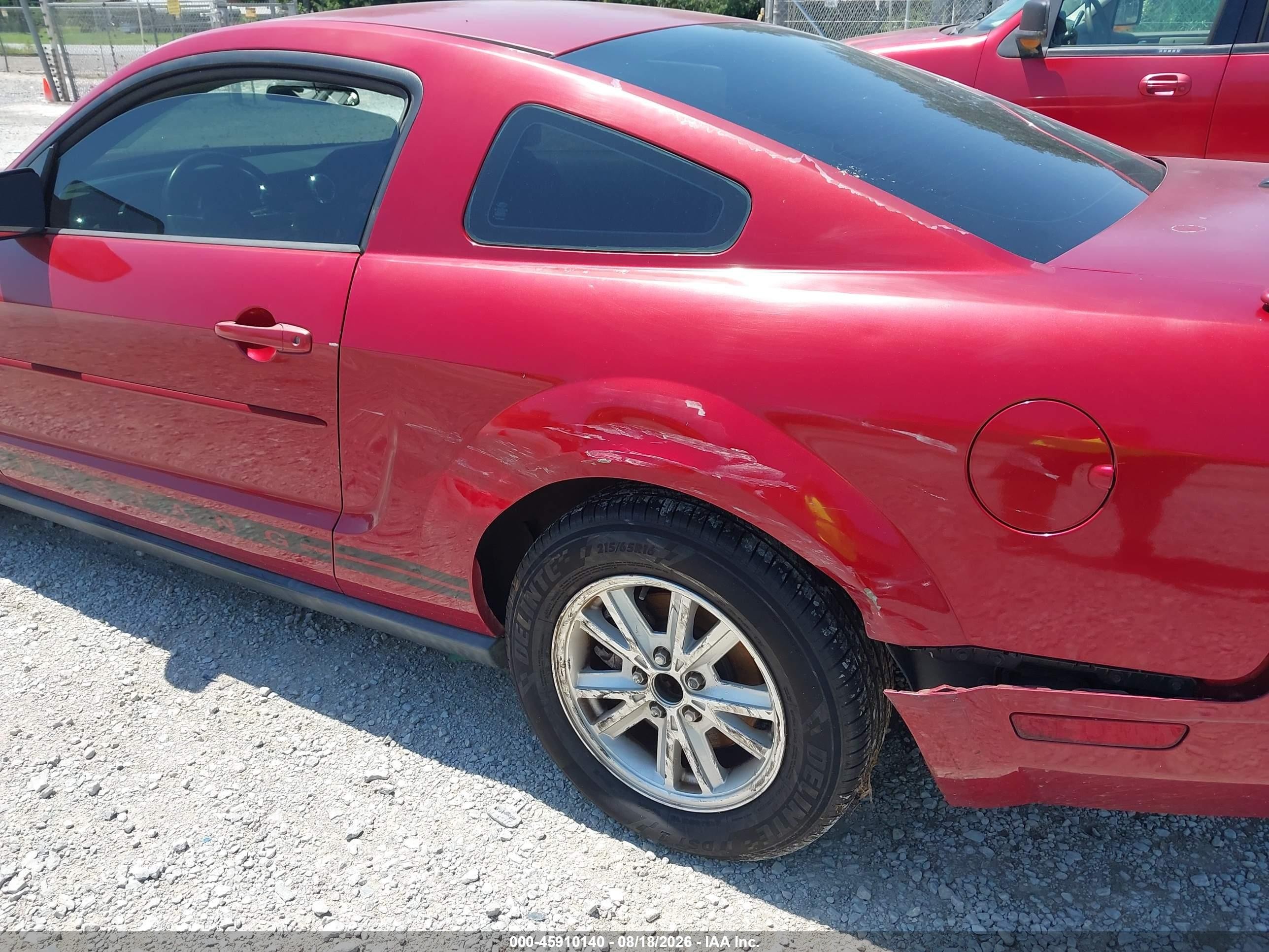 2008 Ford Mustang V6 Deluxe/v6 Premium Red vin: 1ZVHT80N985200746