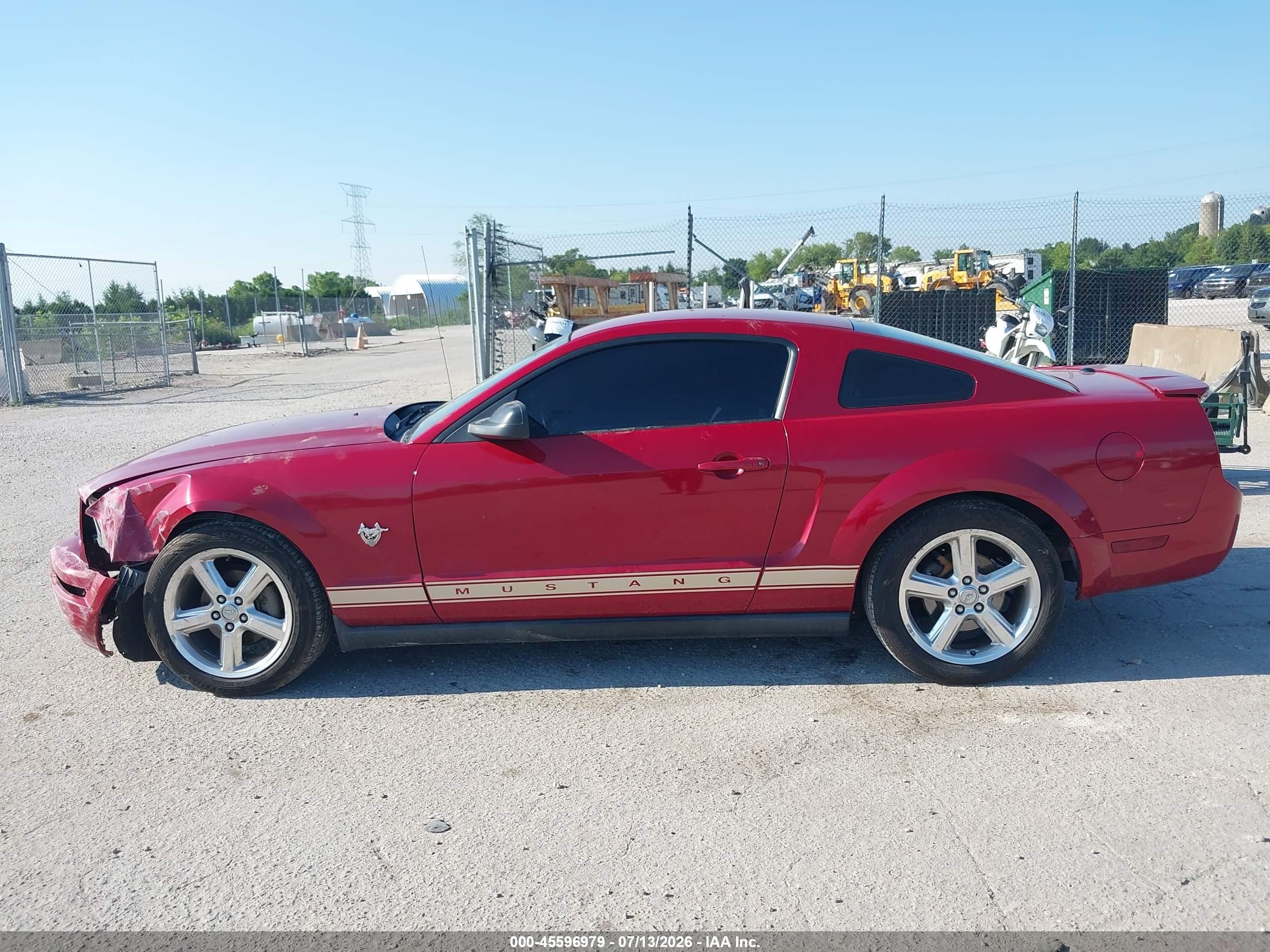 2009 Ford Mustang V6/v6 Premium Red vin: 1ZVHT80N995128206