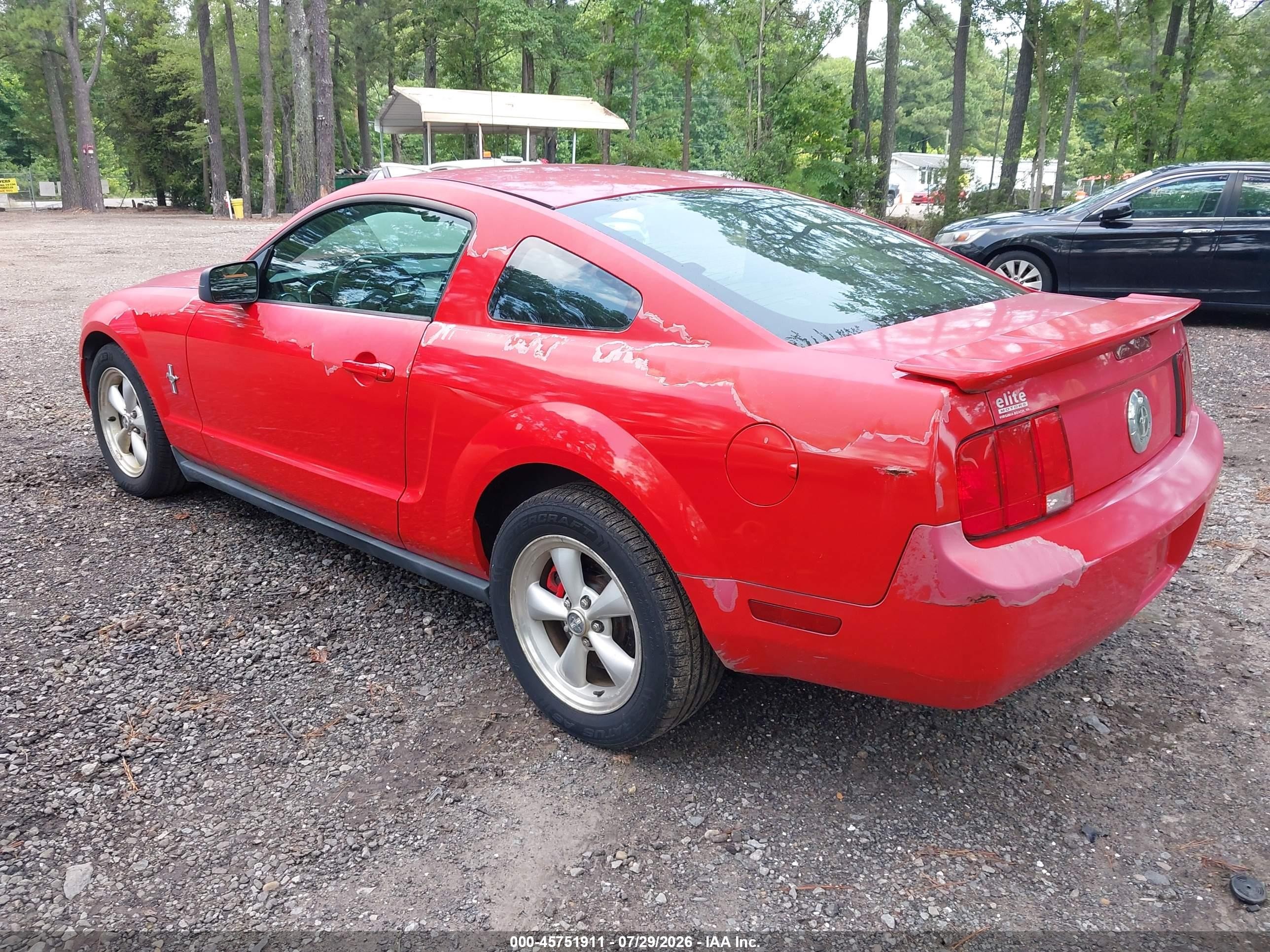 2007 Ford Mustang V6 Deluxe/v6 Premium Red vin: 1ZVHT80NX75259027