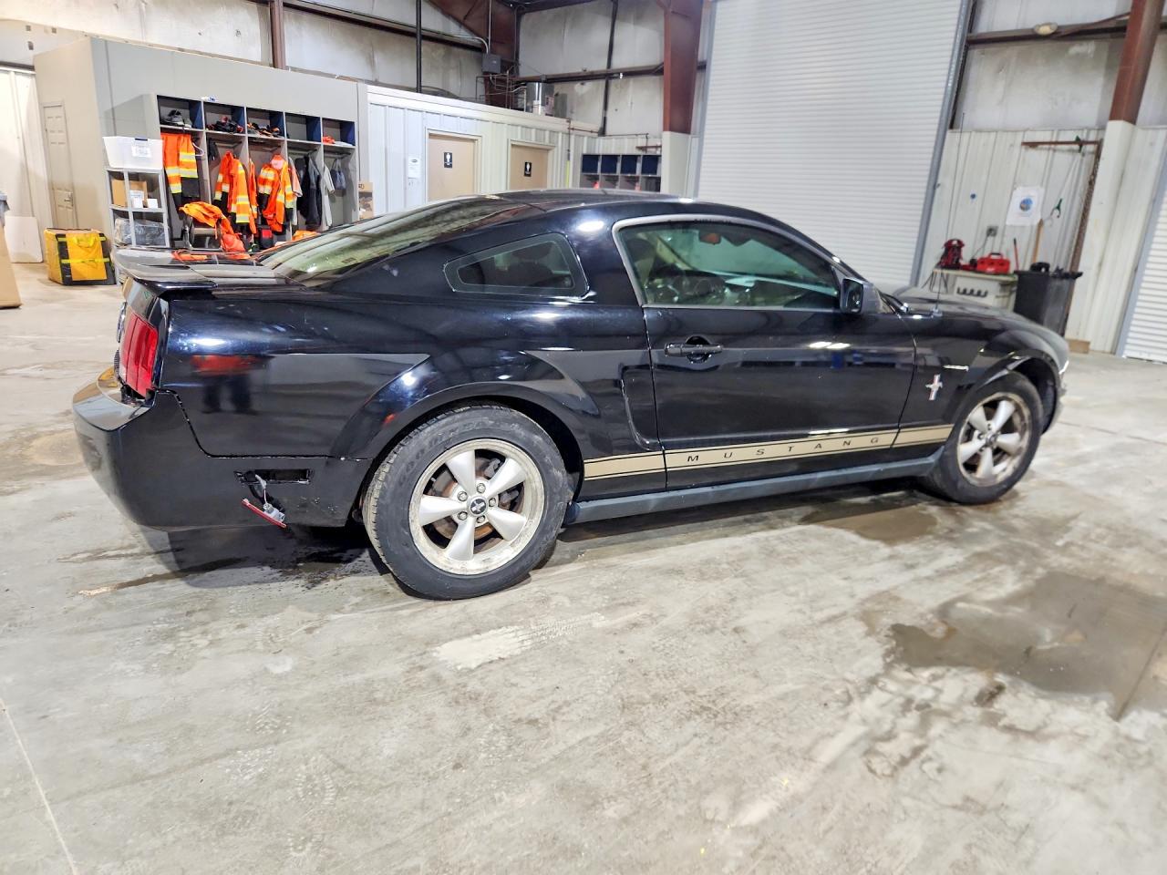 2007 Ford Mustang Black vin: 1ZVHT80NX75291234