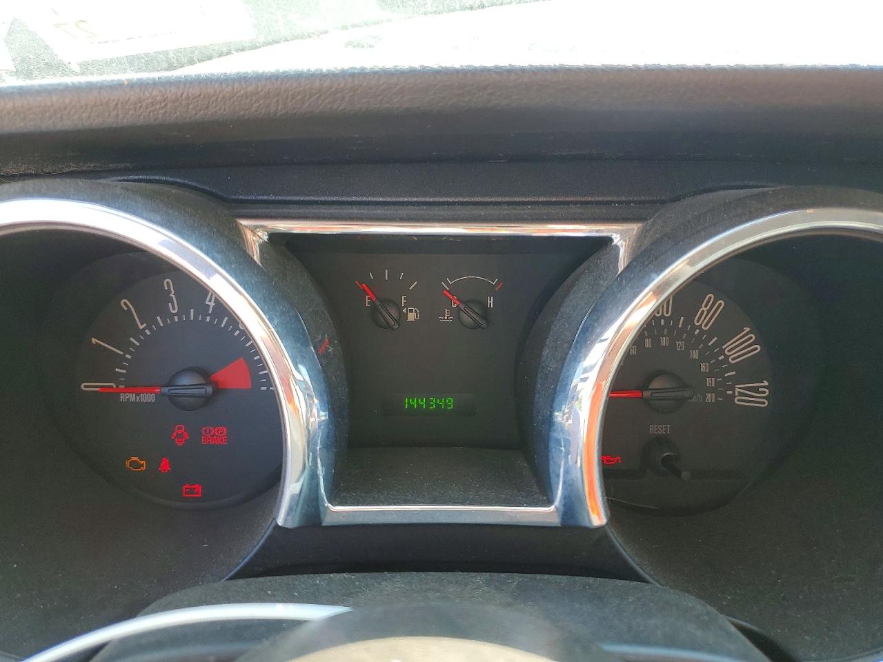 2008 Ford Mustang Black vin: 1ZVHT80NX85136149