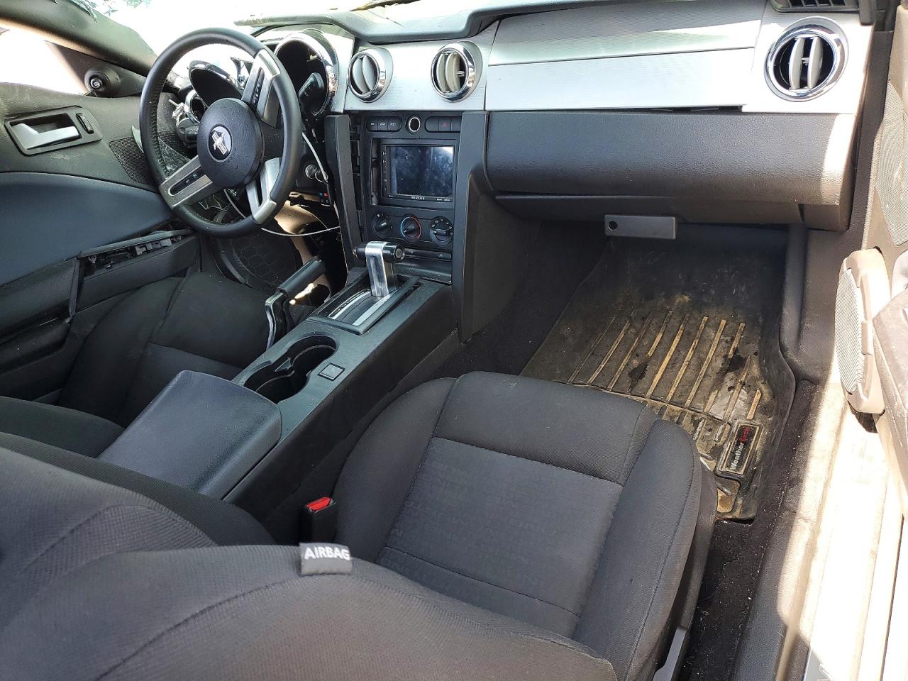 2009 Ford Mustang Gray vin: 1ZVHT80NX95130966