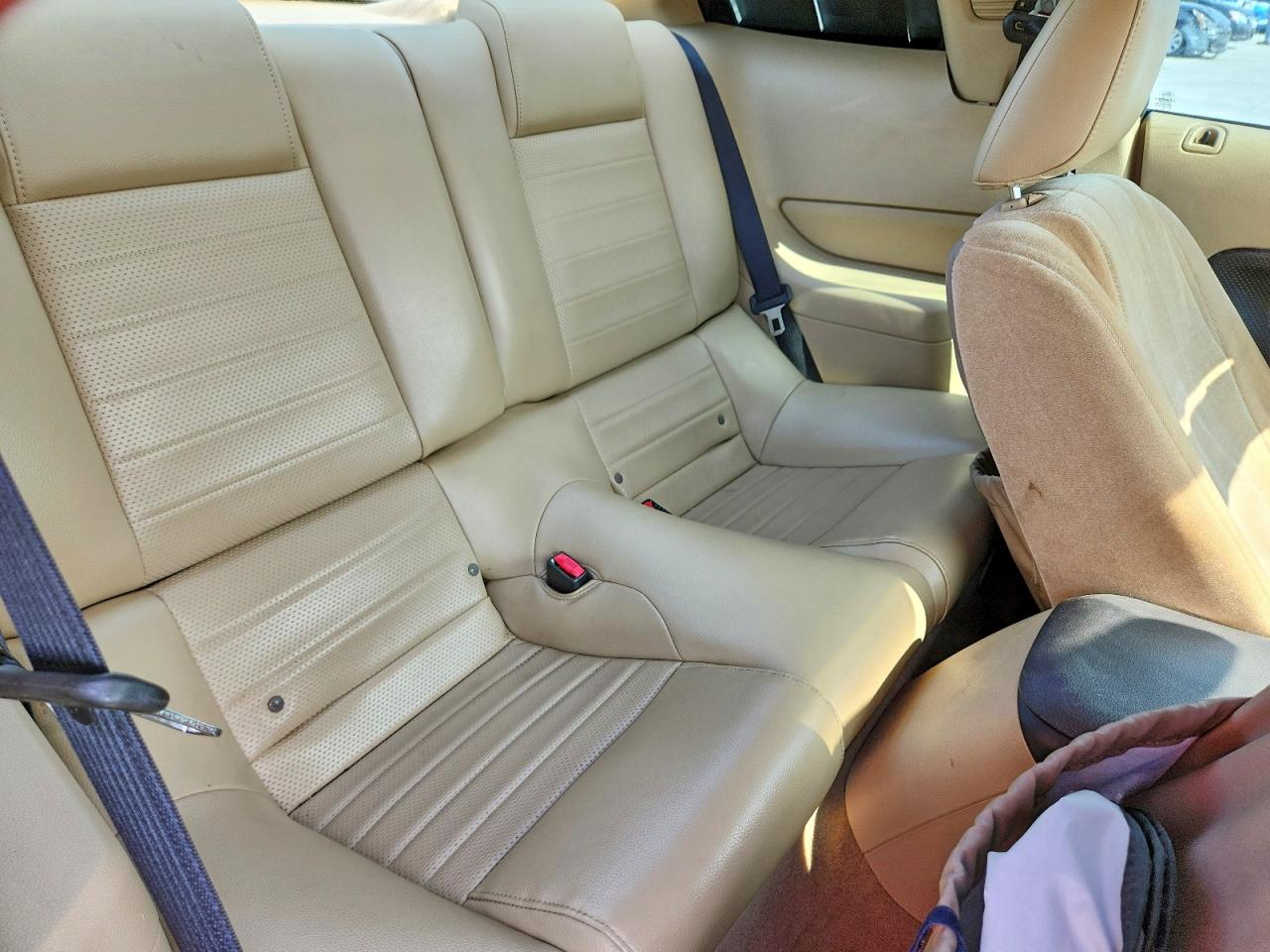 2005 Ford Mustang Gt Бежевый vin: 1ZVHT82H055164562