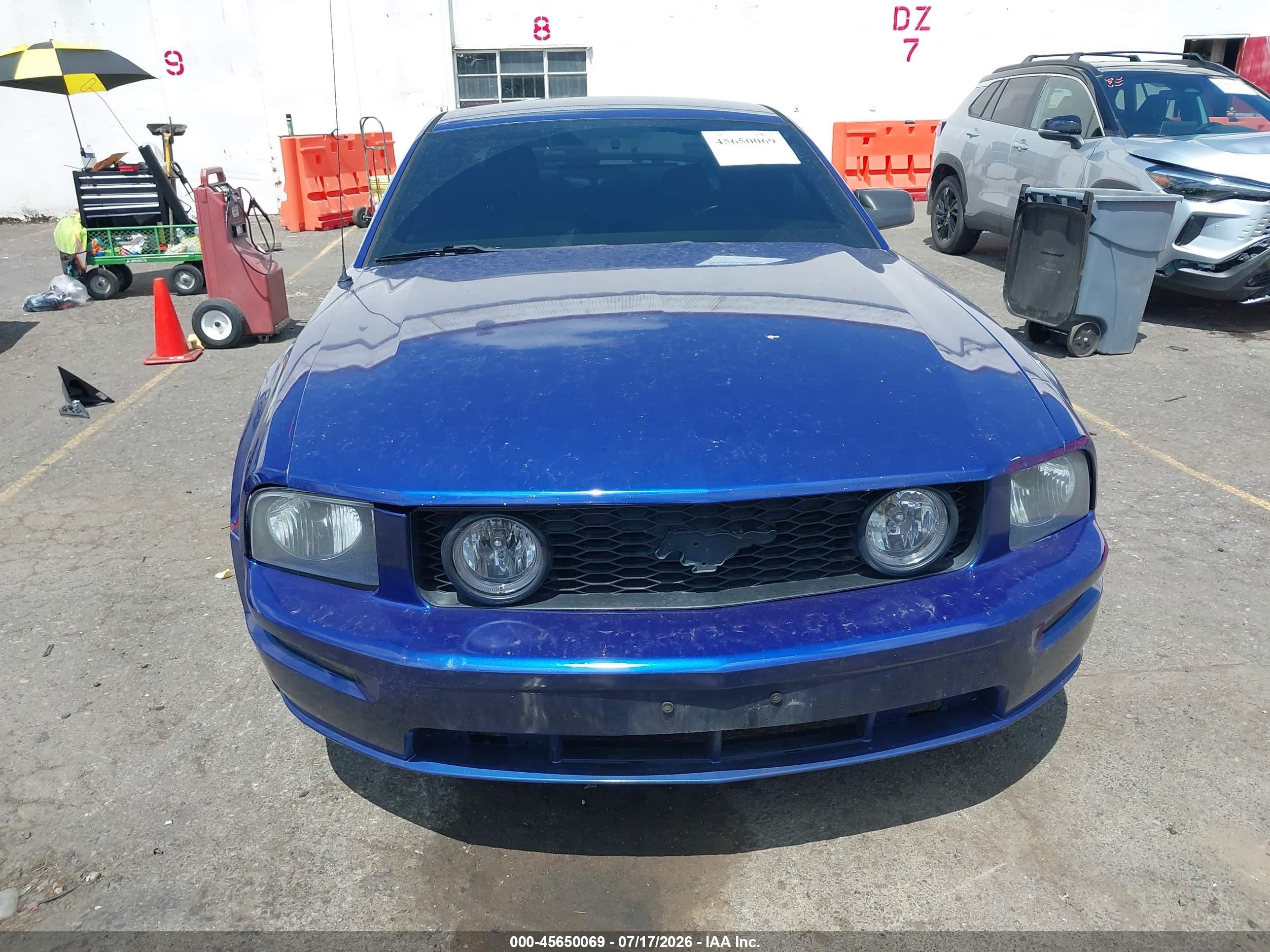2005 Ford Mustang Gt Deluxe/gt Premium Brown vin: 1ZVHT82H055245769