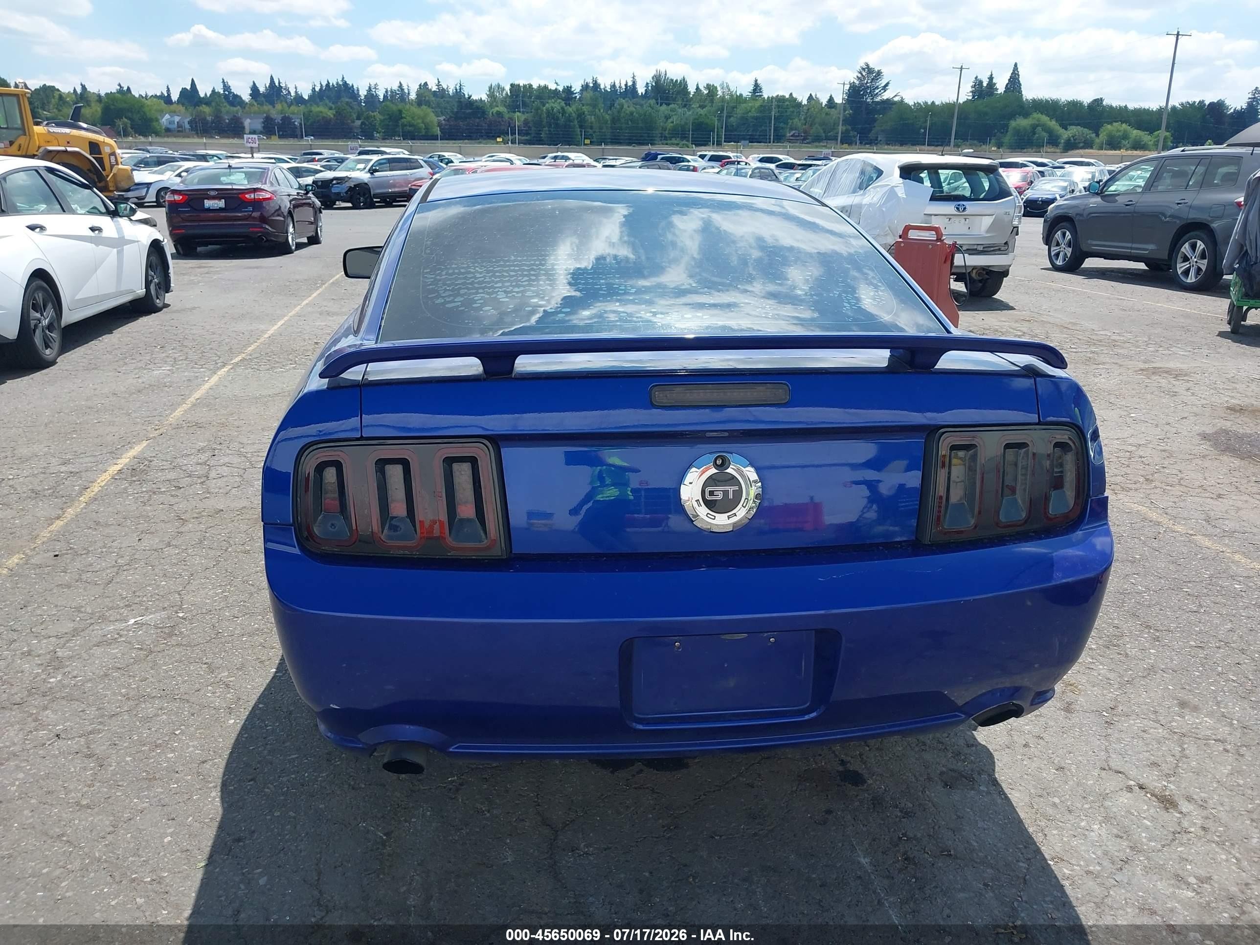 2005 Ford Mustang Gt Deluxe/gt Premium Brown vin: 1ZVHT82H055245769