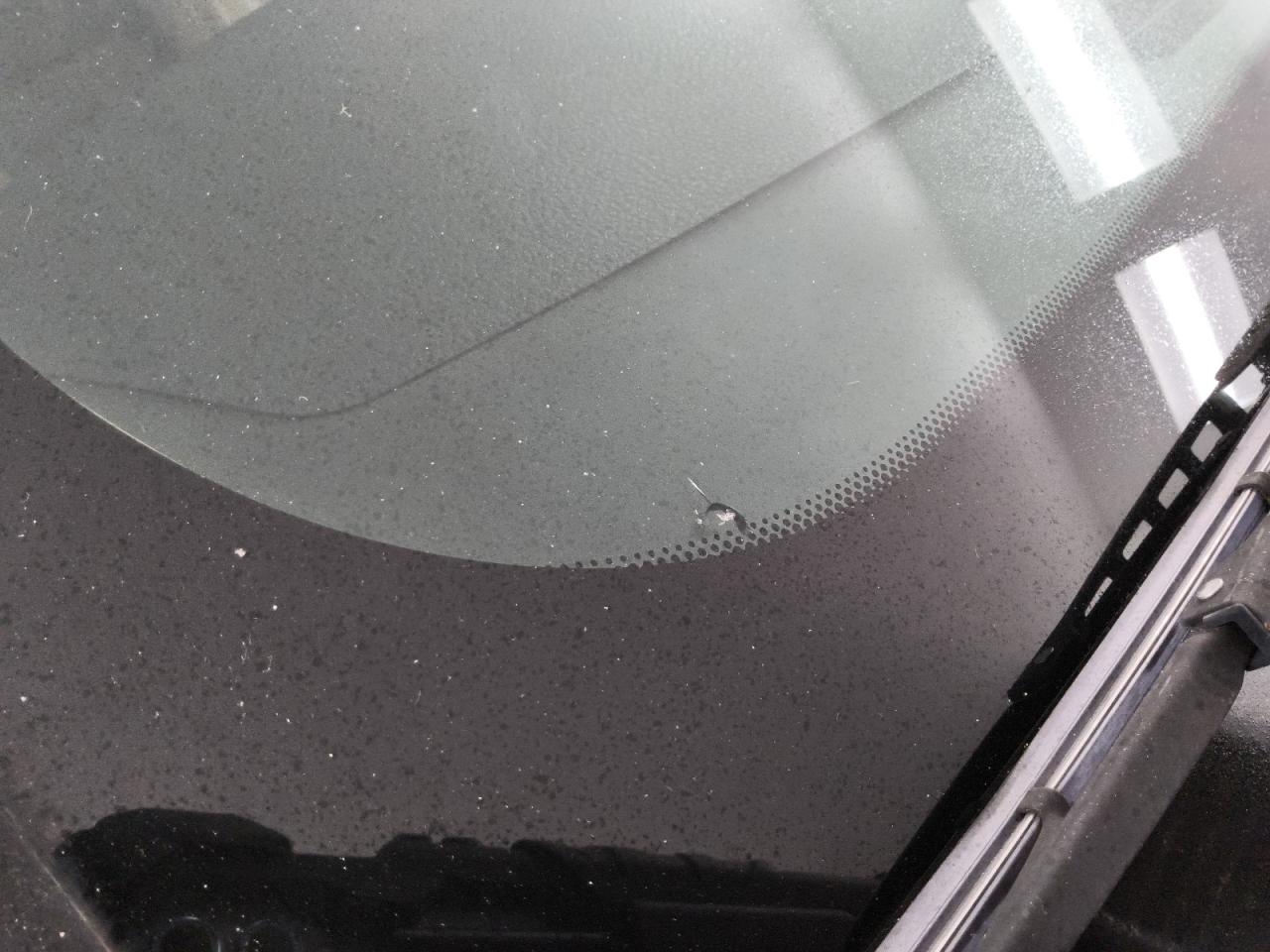 2006 Ford Mustang Gt Red vin: 1ZVHT82H065168788 Damage: Windshield, Broken, Replacement Required