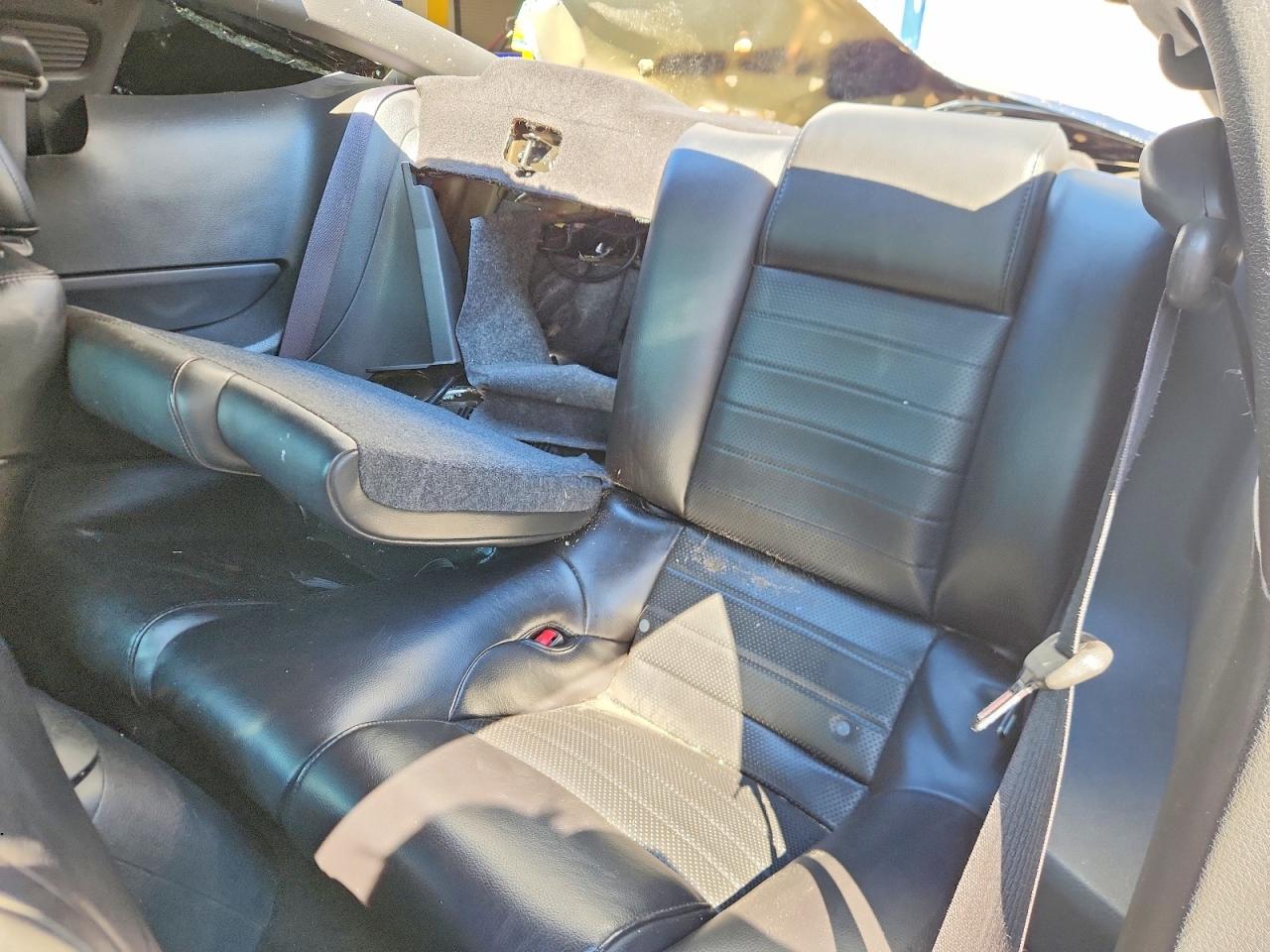 2006 Ford Mustang Gt Черный vin: 1ZVHT82H065261732