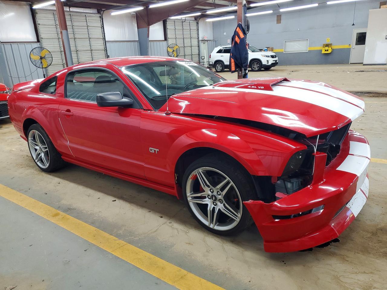 2008 Ford Mustang Gt Red vin: 1ZVHT82H085151217