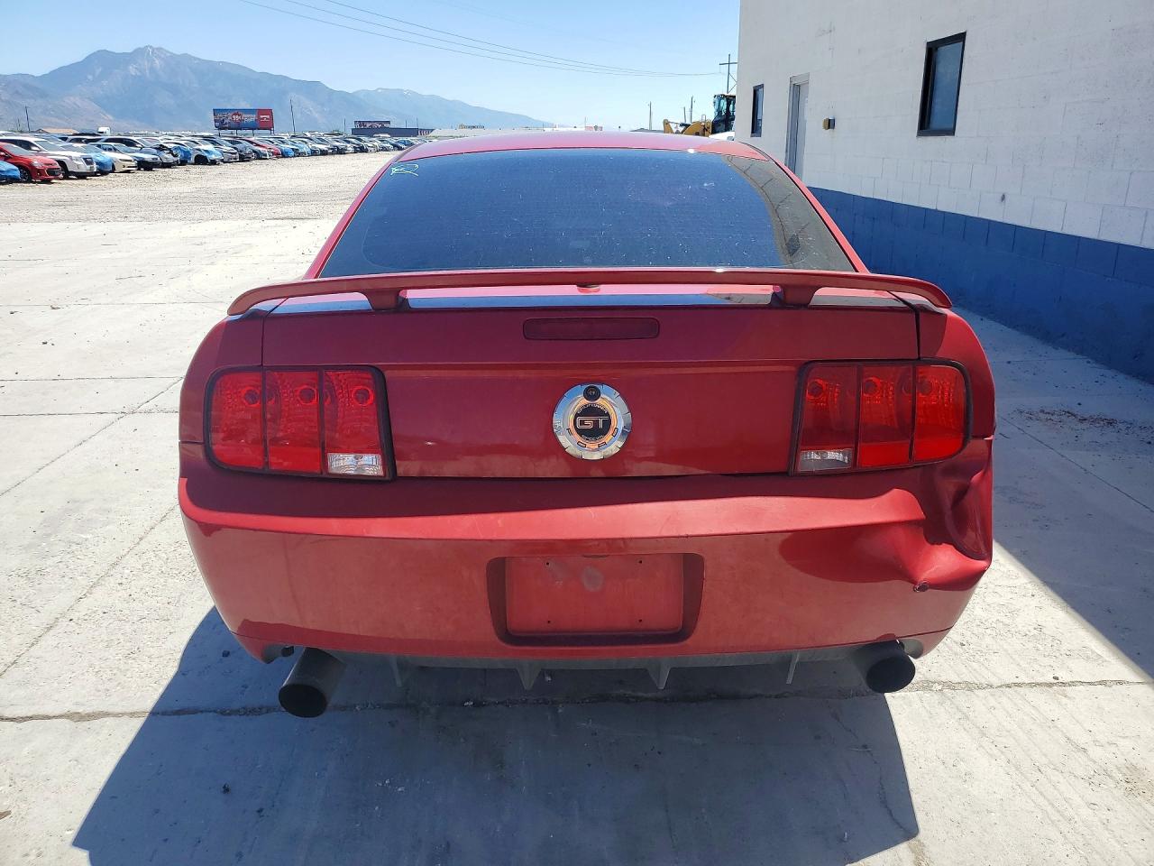2008 Ford Mustang Gt Red vin: 1ZVHT82H085187229