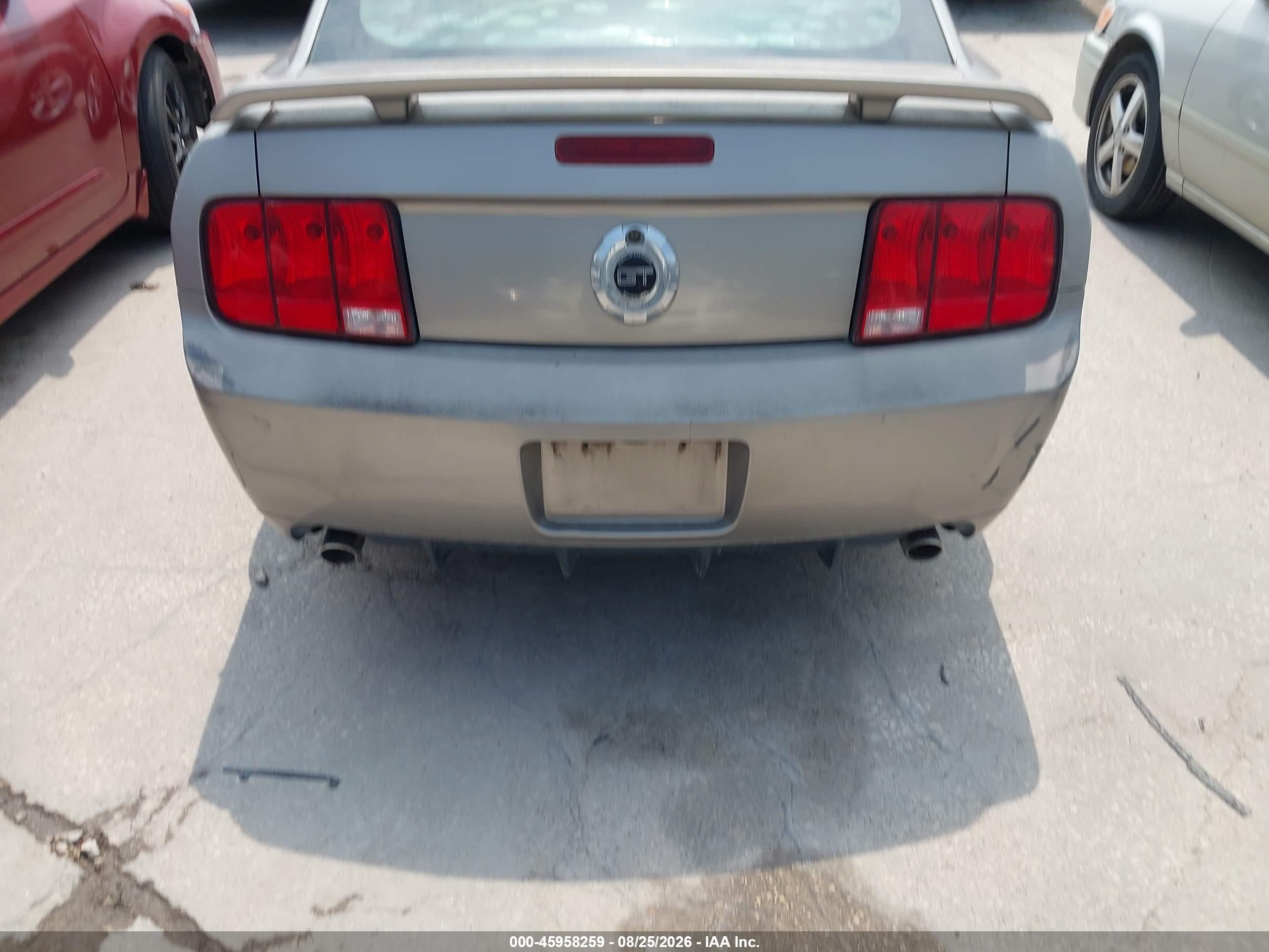 2009 Ford Mustang Gt/gt Premium Silver vin: 1ZVHT82H095102858