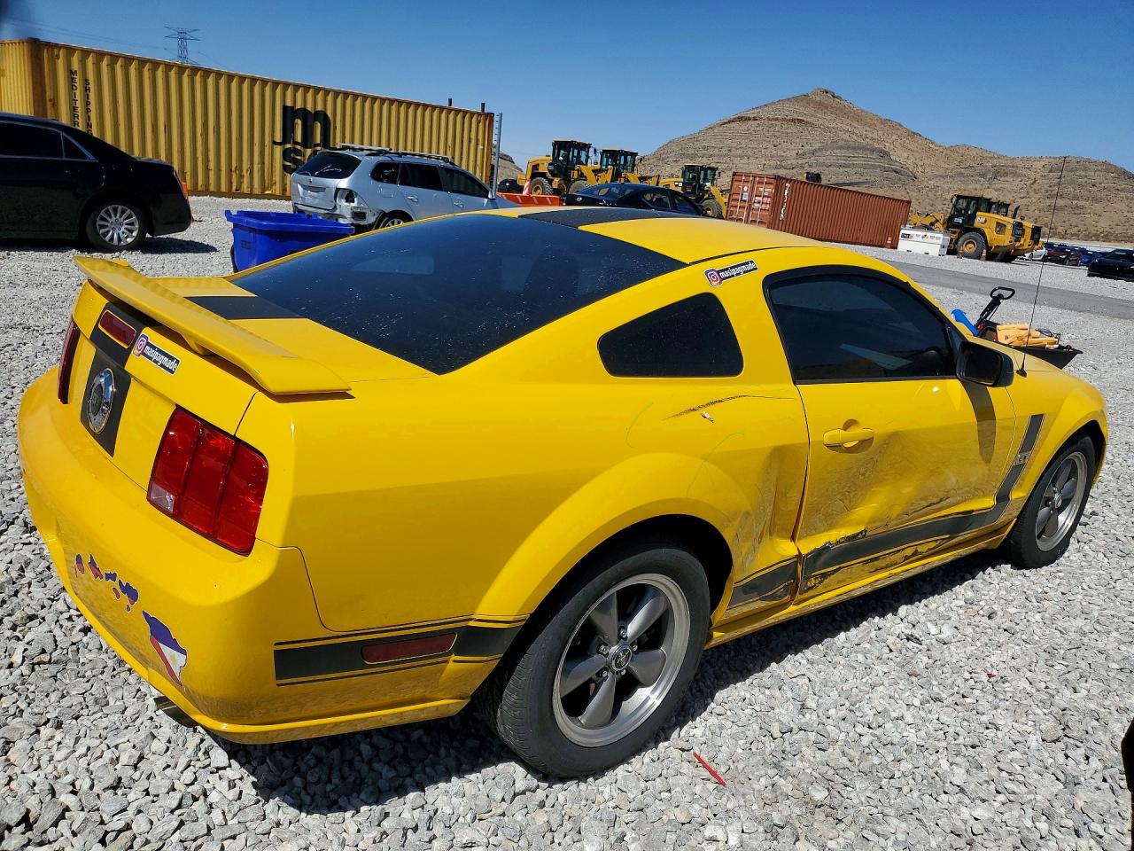 2006 Ford Mustang Gt Yellow vin: 1ZVHT82H165190735
