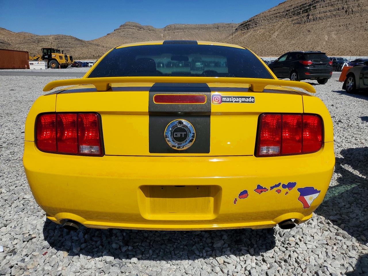 2006 Ford Mustang Gt Yellow vin: 1ZVHT82H165190735