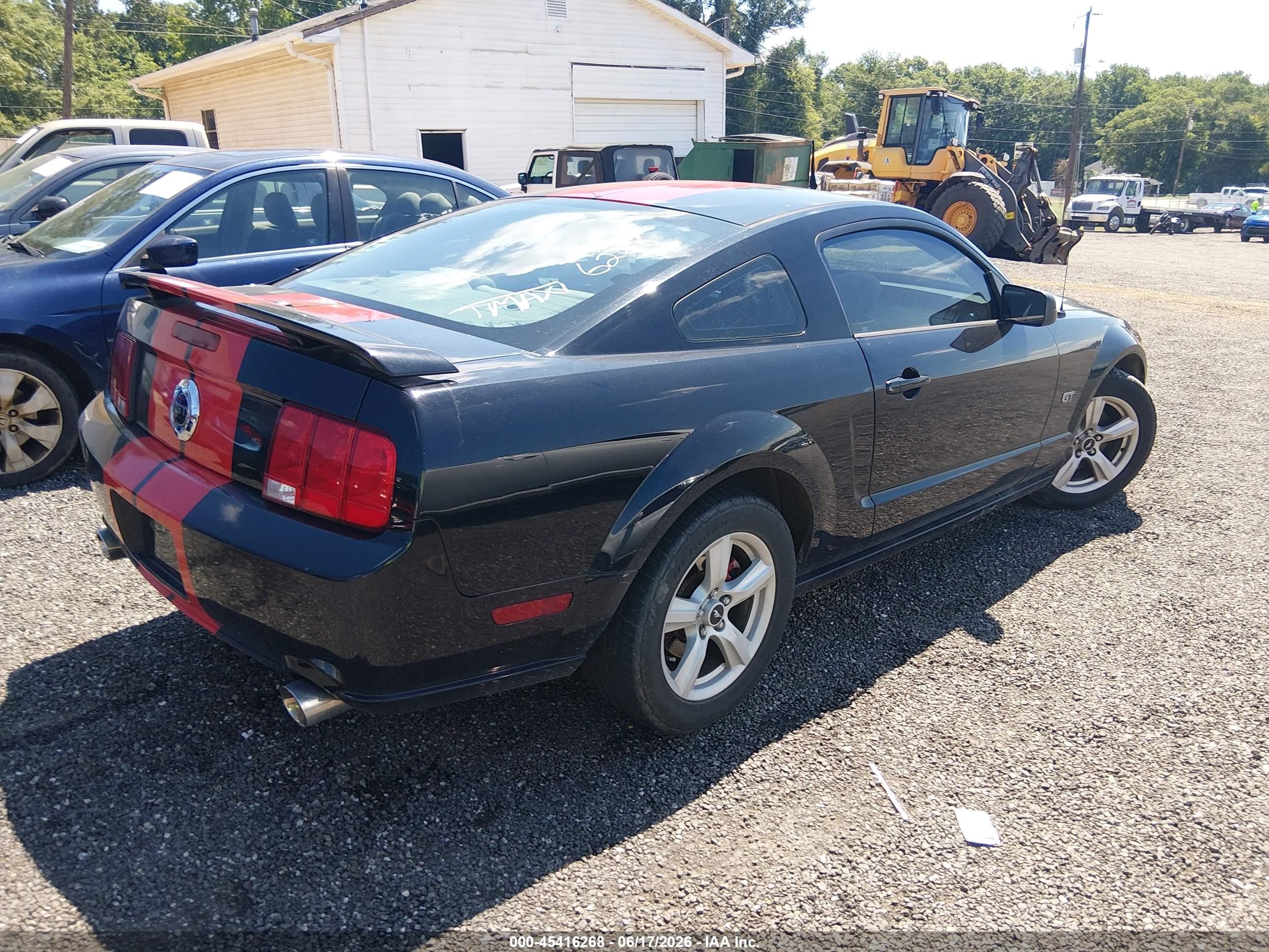 2007 Ford Mustang Gt Deluxe/gt Premium Black vin: 1ZVHT82H175226540