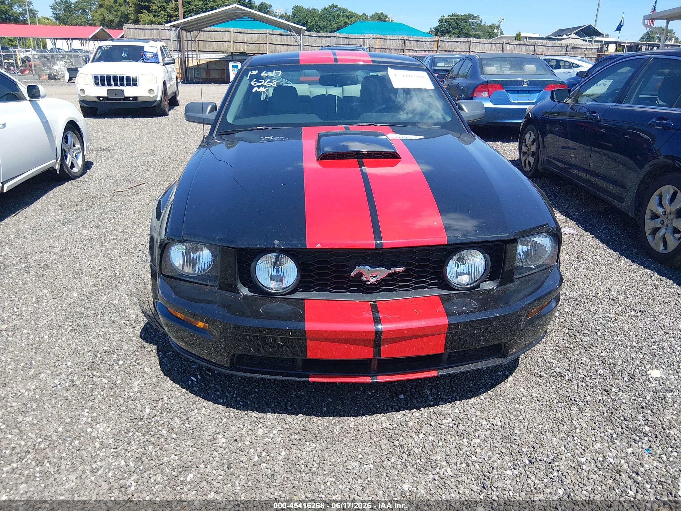 2007 Ford Mustang Gt Deluxe/gt Premium Black vin: 1ZVHT82H175226540
