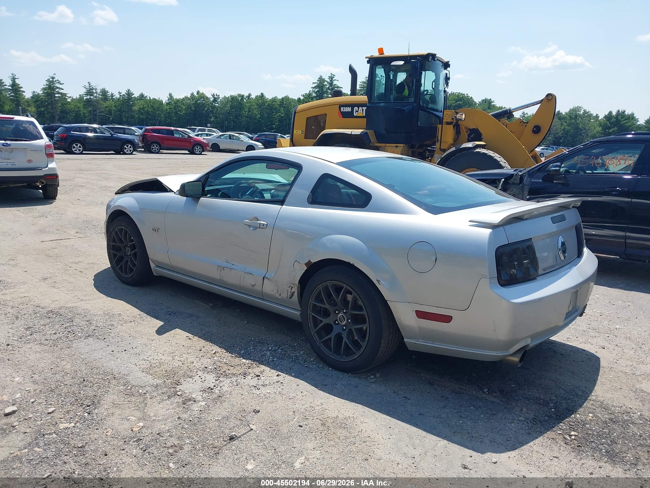 2006 Ford Mustang Gt Silver vin: 1ZVHT82H265175306