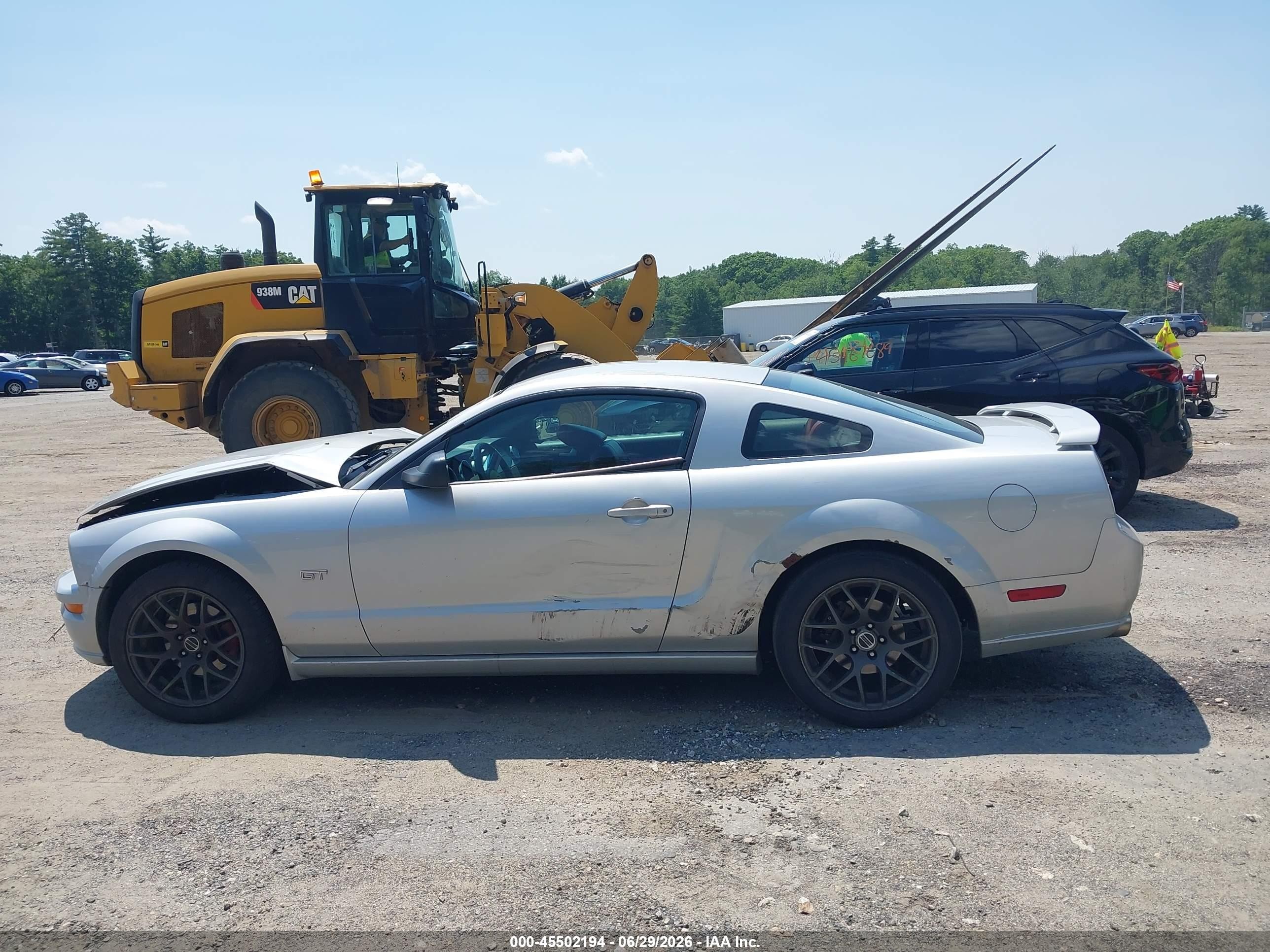 2006 Ford Mustang Gt Silver vin: 1ZVHT82H265175306