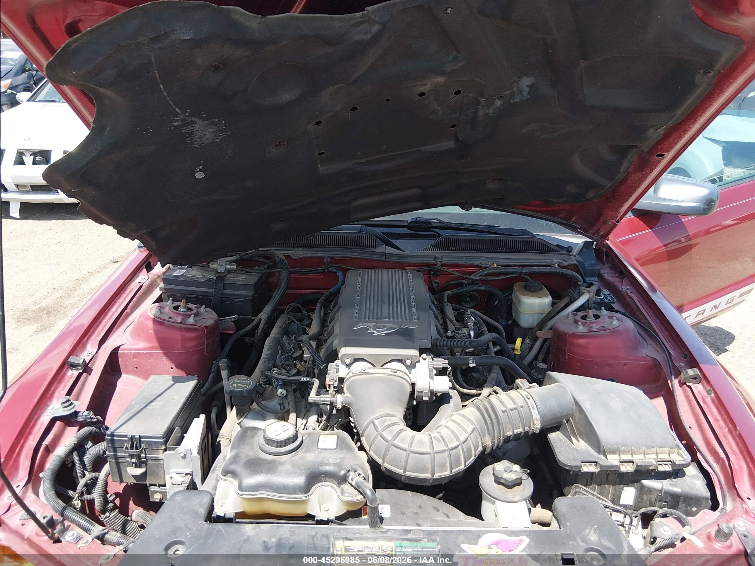 2007 Ford Mustang Gt Deluxe/gt Premium Red vin: 1ZVHT82H275357993