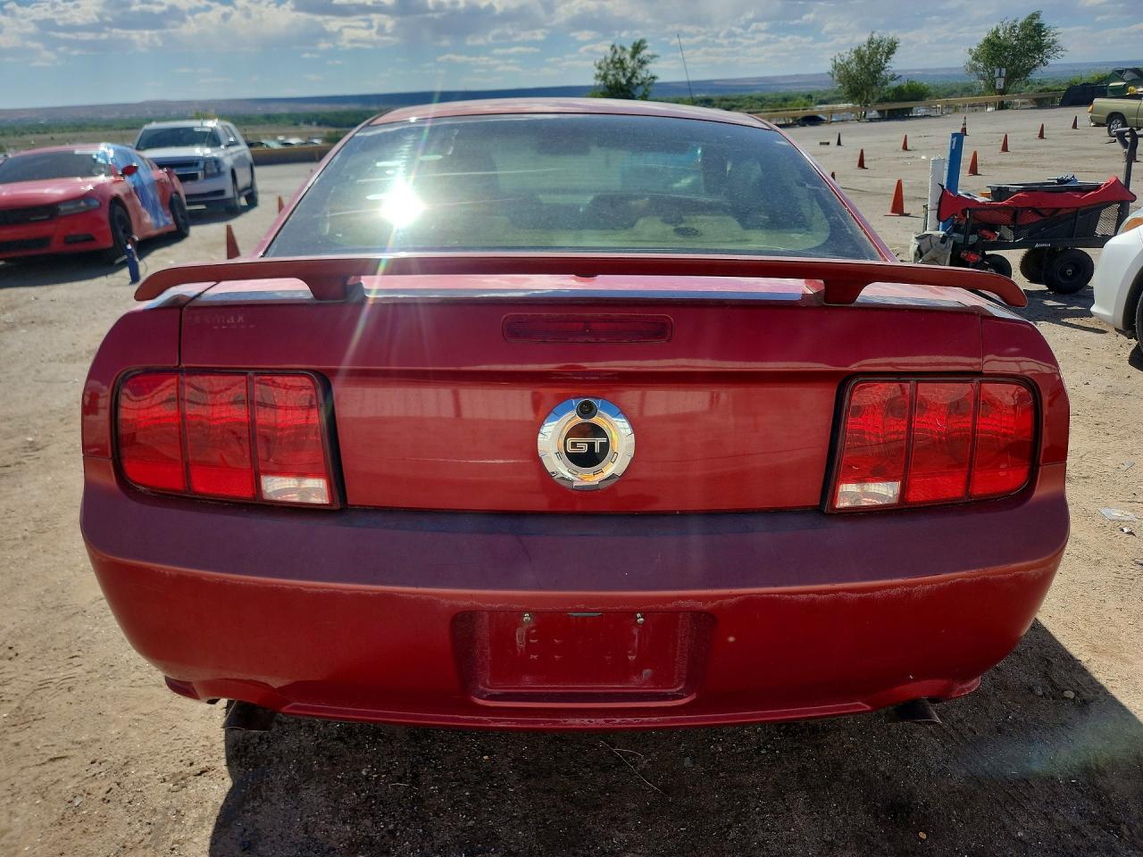 2008 Ford Mustang Gt Burgundy vin: 1ZVHT82H285135178