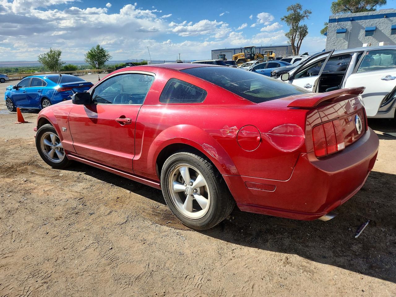 2008 Ford Mustang Gt Burgundy vin: 1ZVHT82H285135178