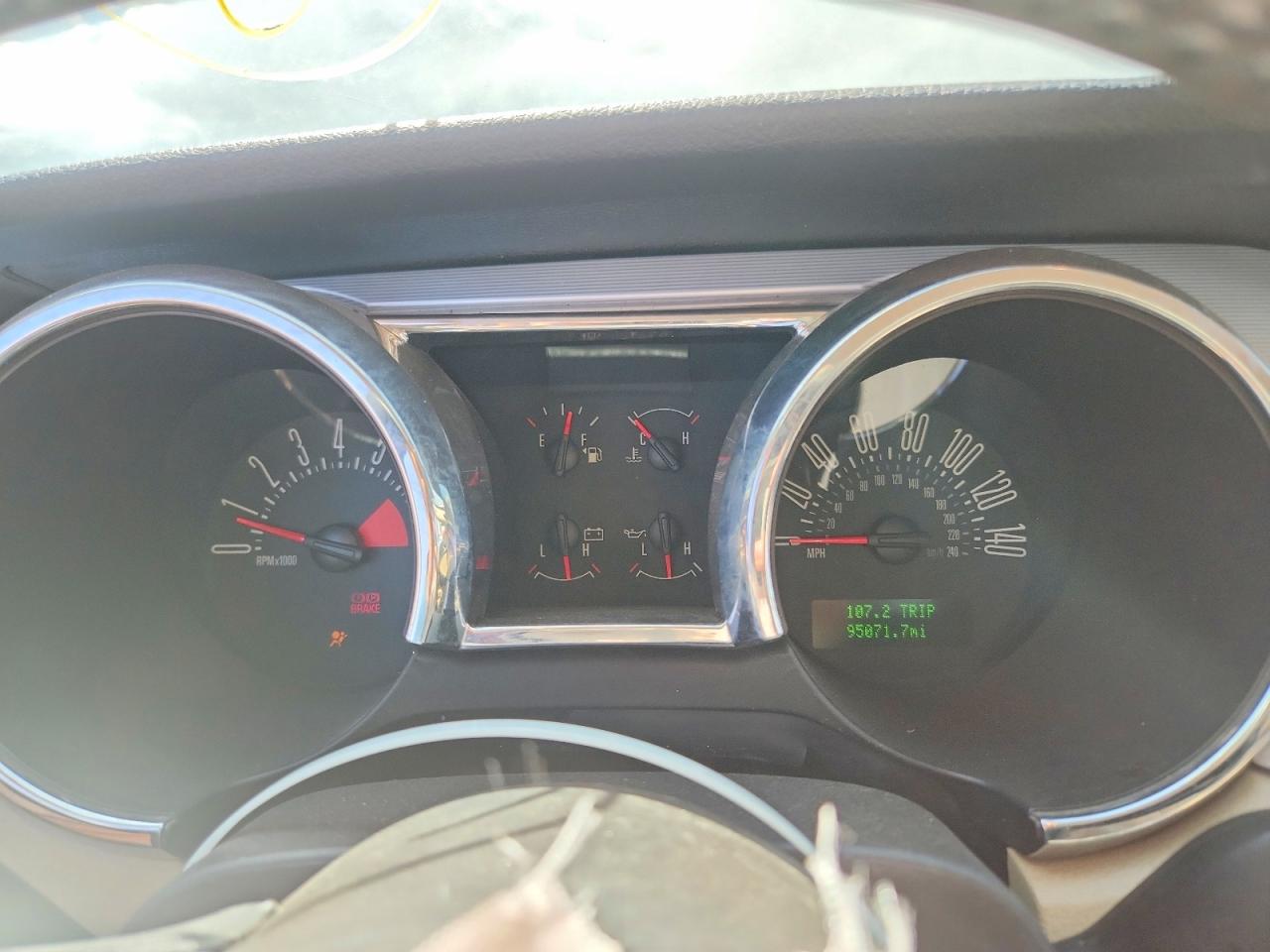 2008 Ford Mustang Gt Burgundy vin: 1ZVHT82H285135178