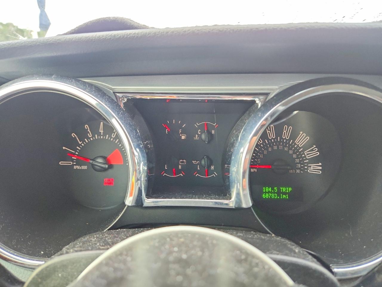 2008 Ford Mustang Gt White vin: 1ZVHT82H285148772
