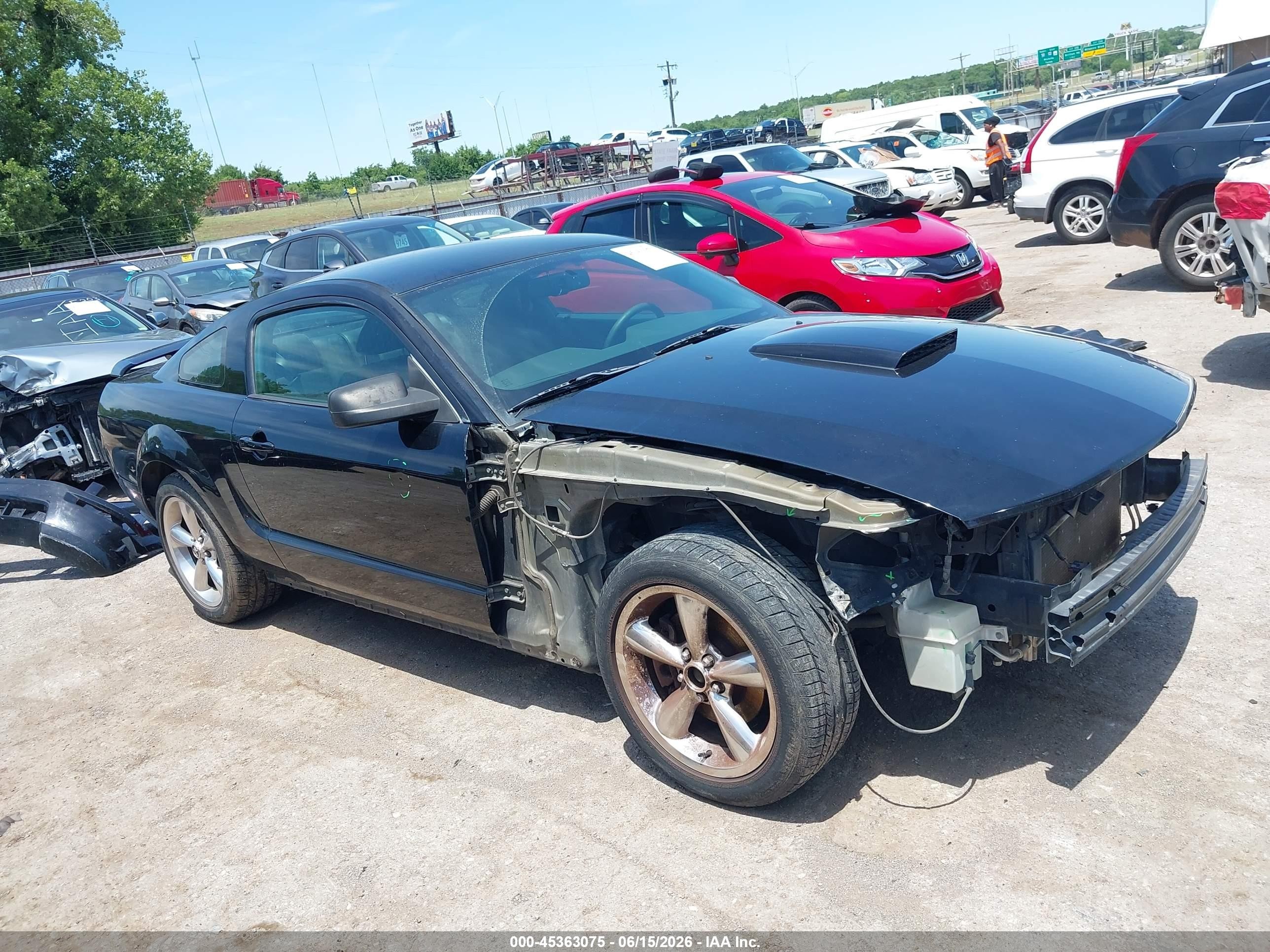 2008 Ford Mustang Gt Deluxe/gt Premium Black vin: 1ZVHT82H285160274