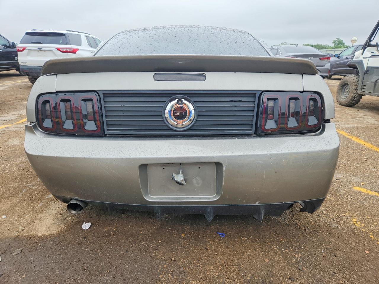 2008 Ford Mustang Gt Silver vin: 1ZVHT82H285166351