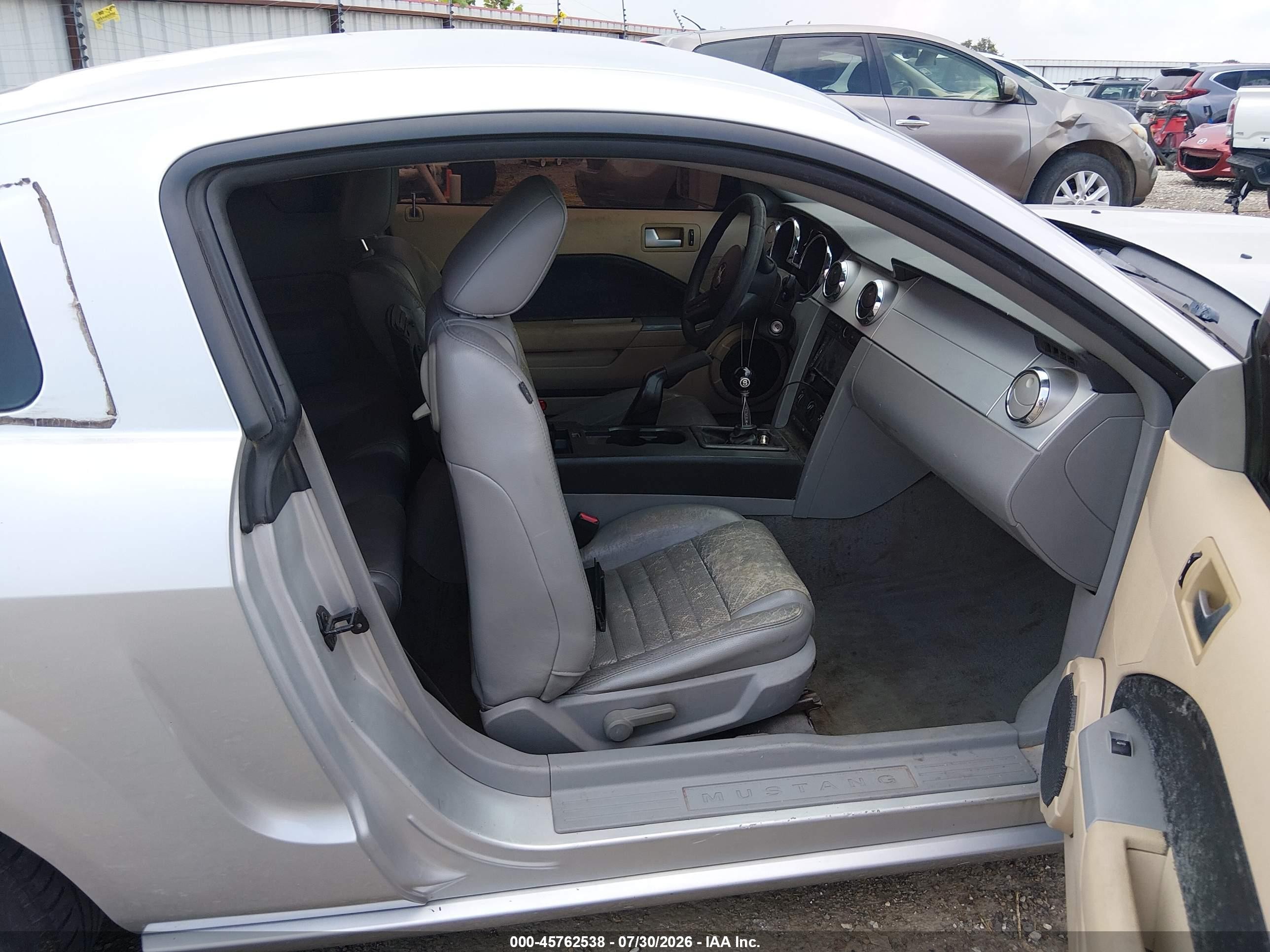 2009 Ford Mustang Gt/gt Premium Gray vin: 1ZVHT82H295119905