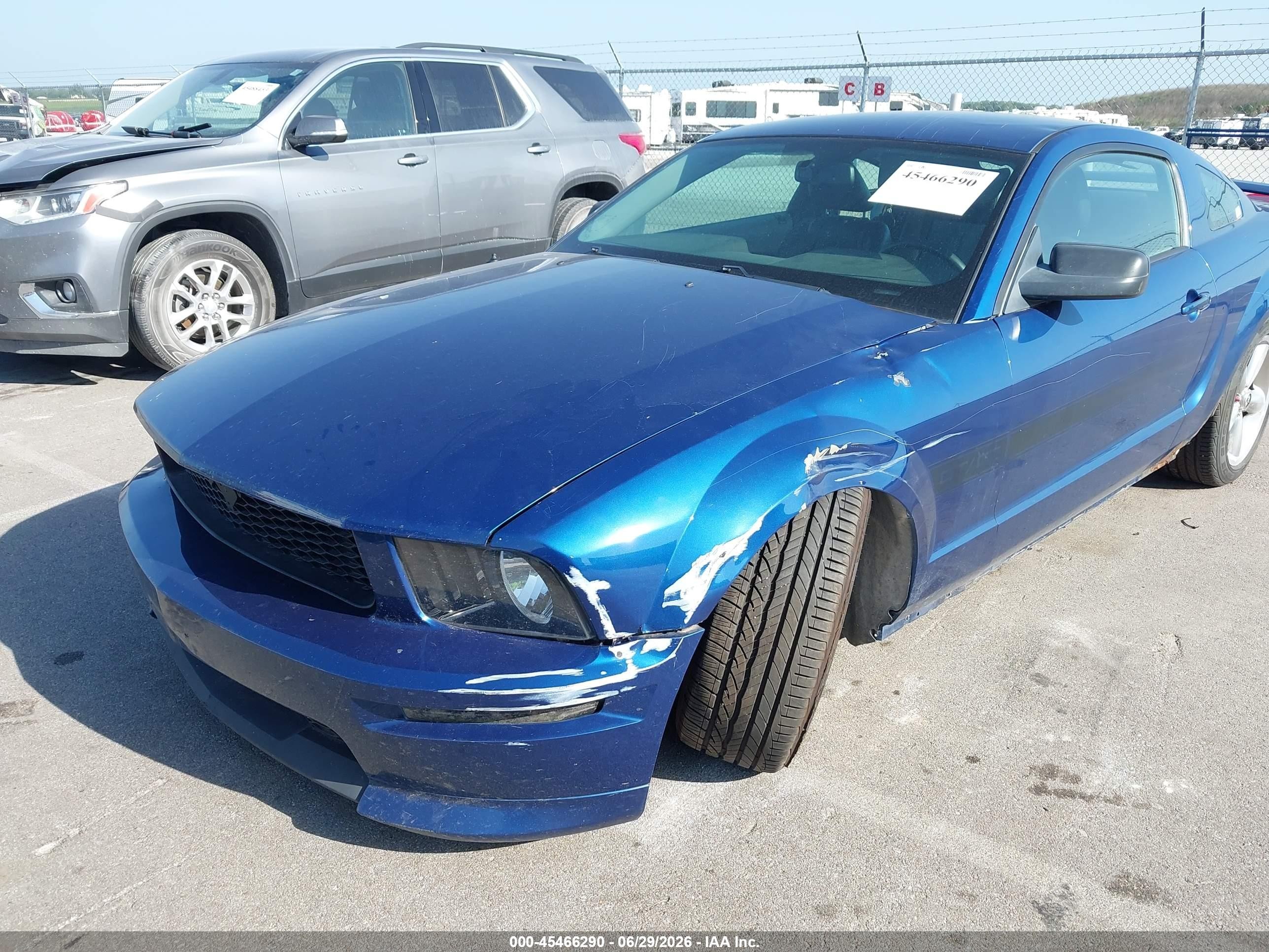 2007 Ford Mustang Gt Deluxe/gt Premium Blue vin: 1ZVHT82H375214230