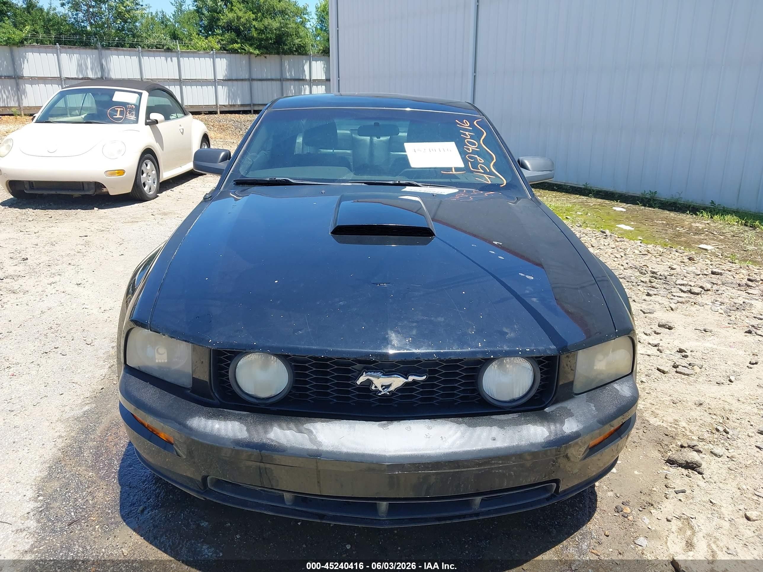 2008 Ford Mustang Gt Deluxe/gt Premium Black vin: 1ZVHT82H385145265