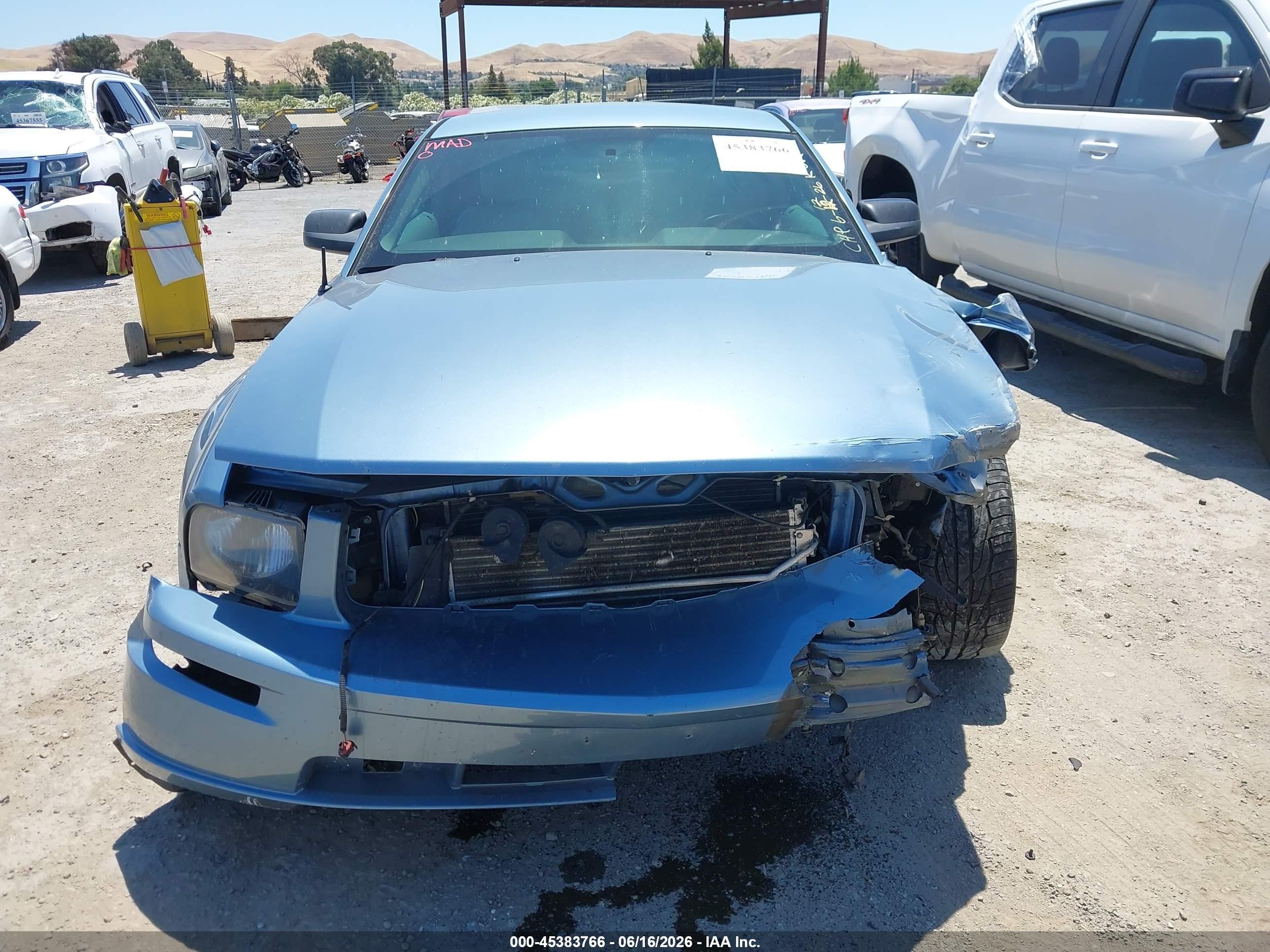 2006 Ford Mustang Gt Light Blue vin: 1ZVHT82H465201436