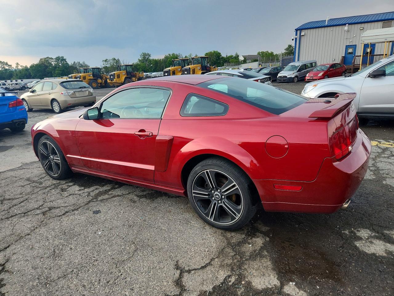 2008 Ford Mustang Gt Red vin: 1ZVHT82H485111318